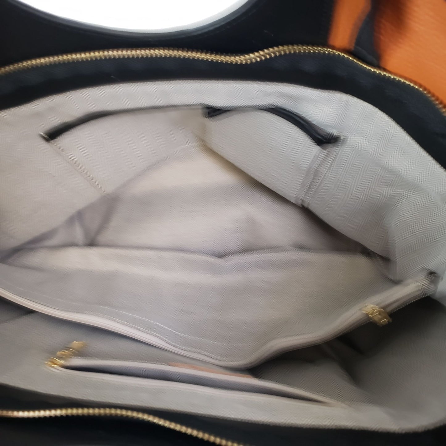 NWOT Tomchan Leather Satchel Shoulder Bag