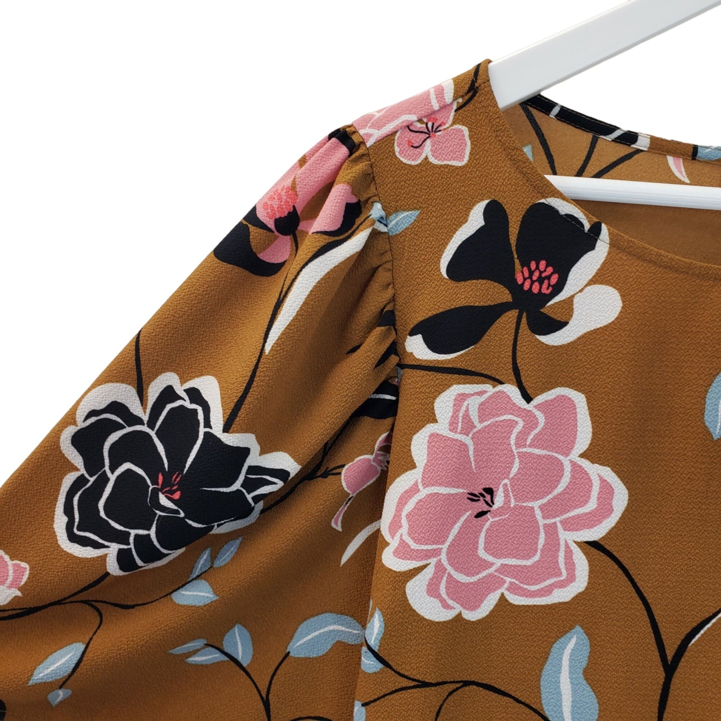 Motherhood Maternity Floral Tie Waist Top Size Medium