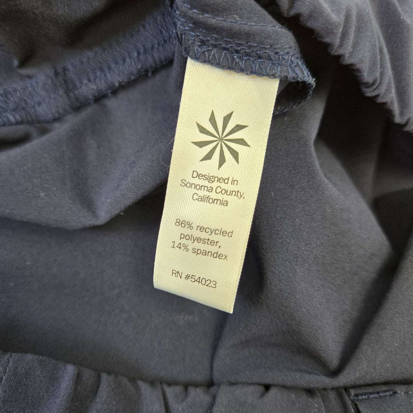 Athleta Wide Leg Belted Destination Pants Size 6