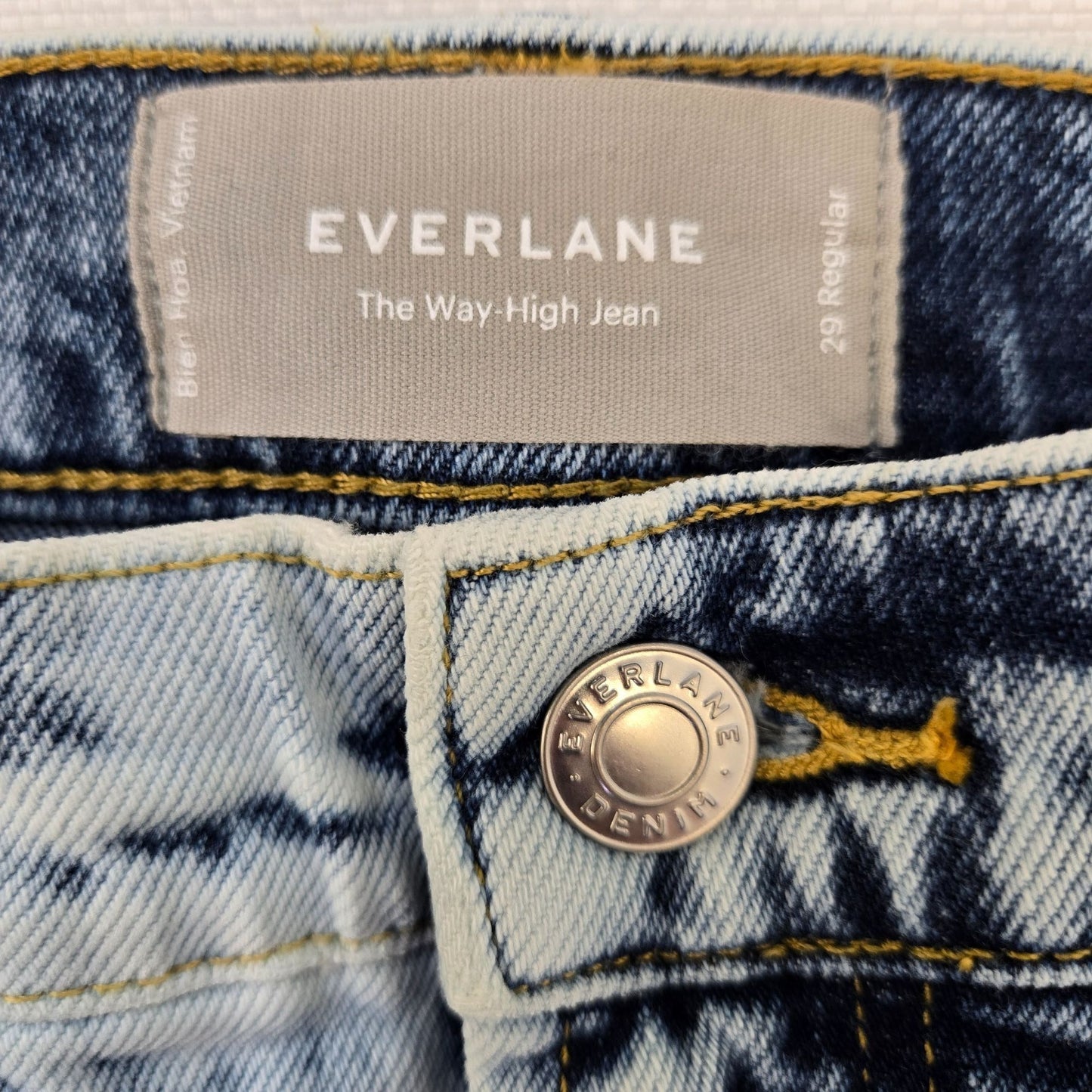 NWT Everlane The Way High Jeans in Acid Wash Size 29