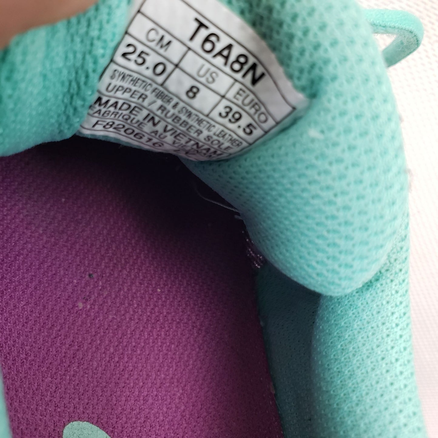Asics GT-1000 5 Running Shoes in Mint Orchid/Cockatoo Size 8