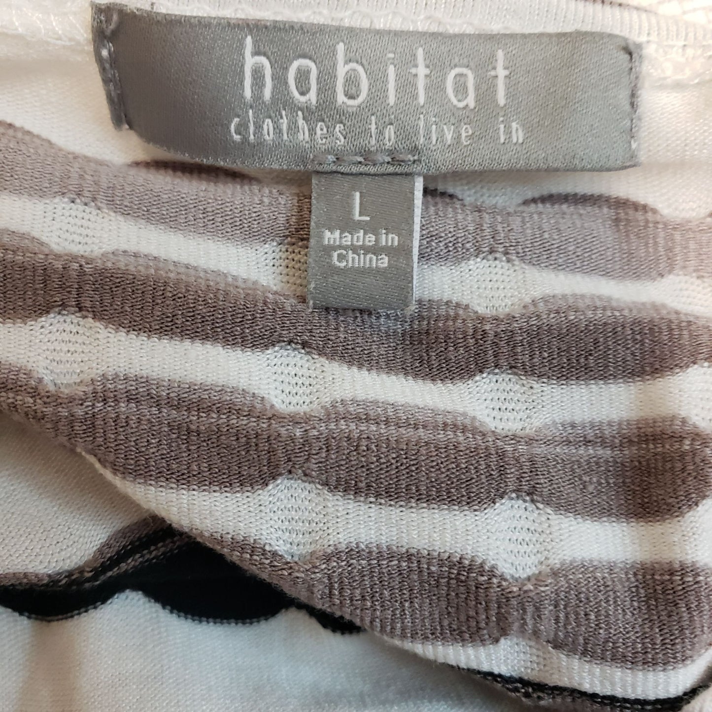 Habitat Textured Stretch Brown Striped V-Neck Top Size Large