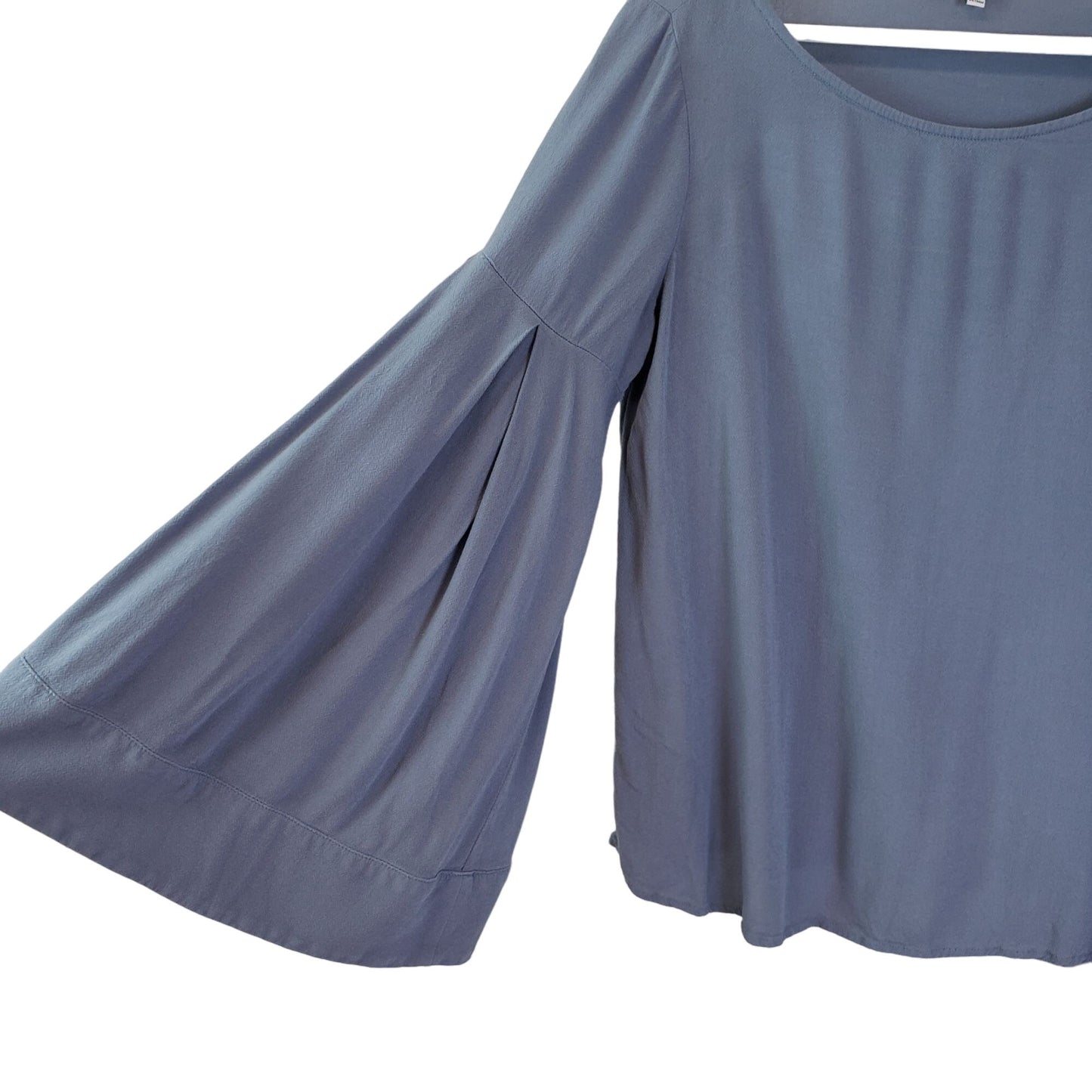 Ro & De Large Bell Sleeve Boho Top Size Medium
