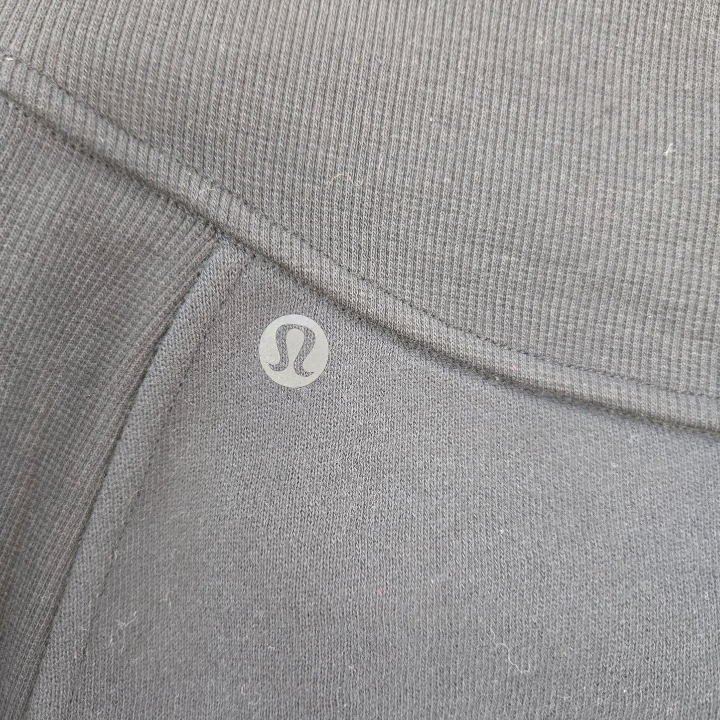 Lululemon Scuba High Rise Mini Skirt Size 8/10 (est)