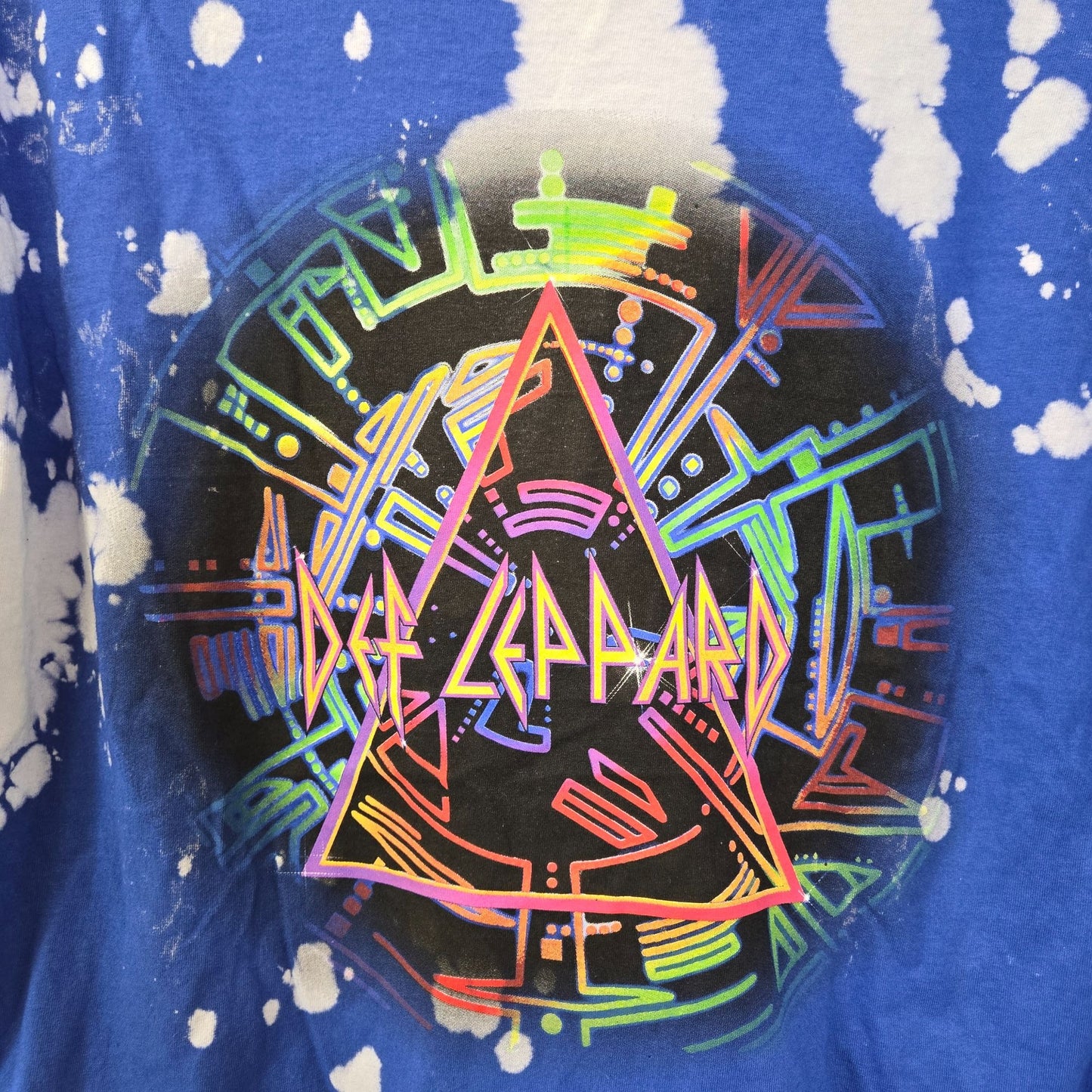 NWOT Def Leppard Licensed Graphic Band Tee Size XL