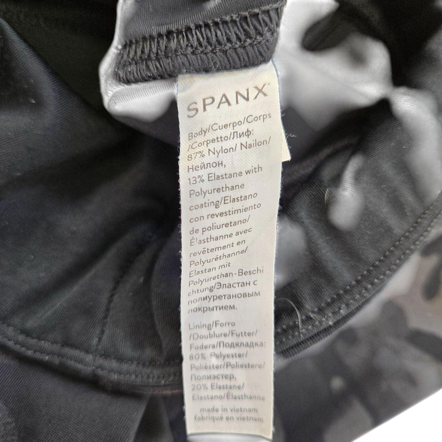 Spanx Look at Me Now Shiny Metallic Camouflage Print Leggings Size Medium