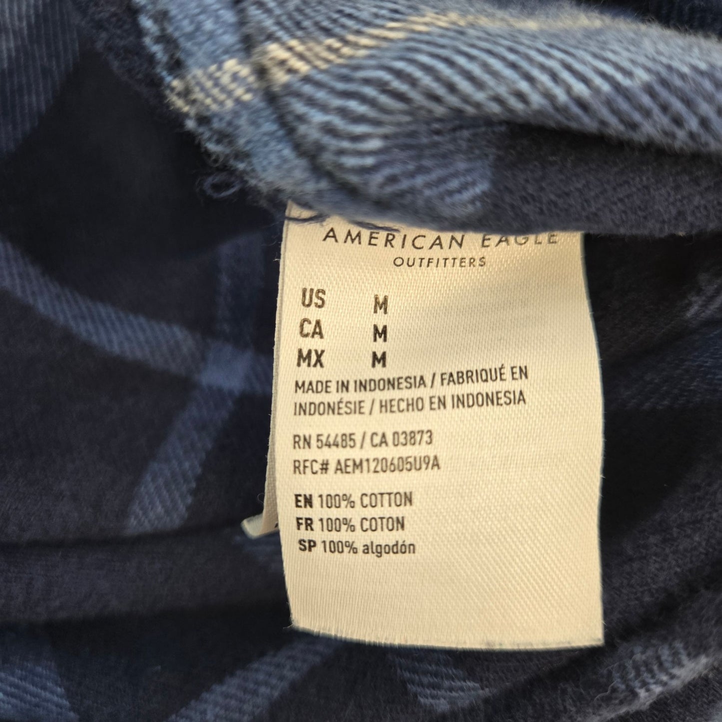 American Eagle Plaid Flannel Button Down Shirt Size Medium