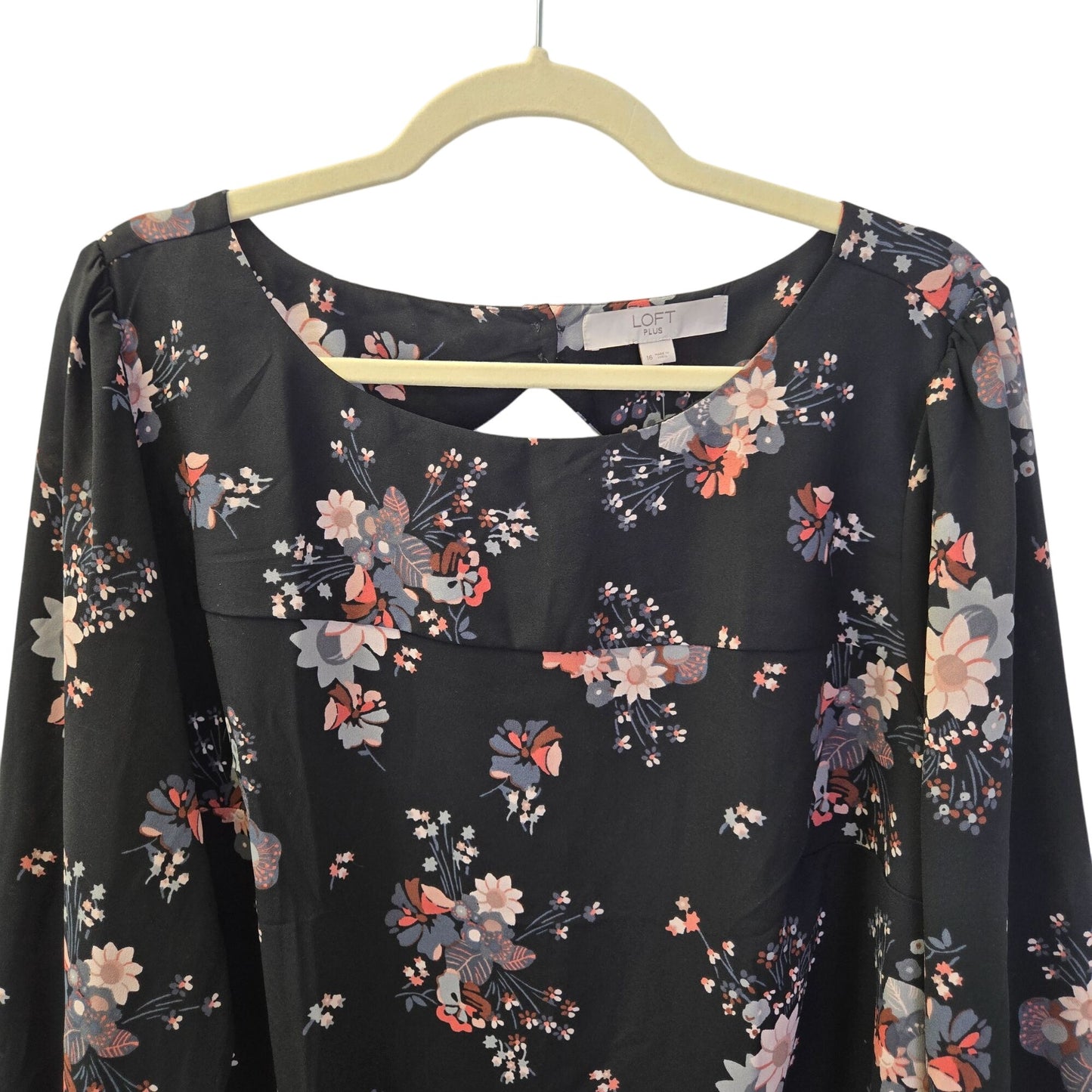 NWT Loft Plus Floral Long Sleeve Blouse Size 16