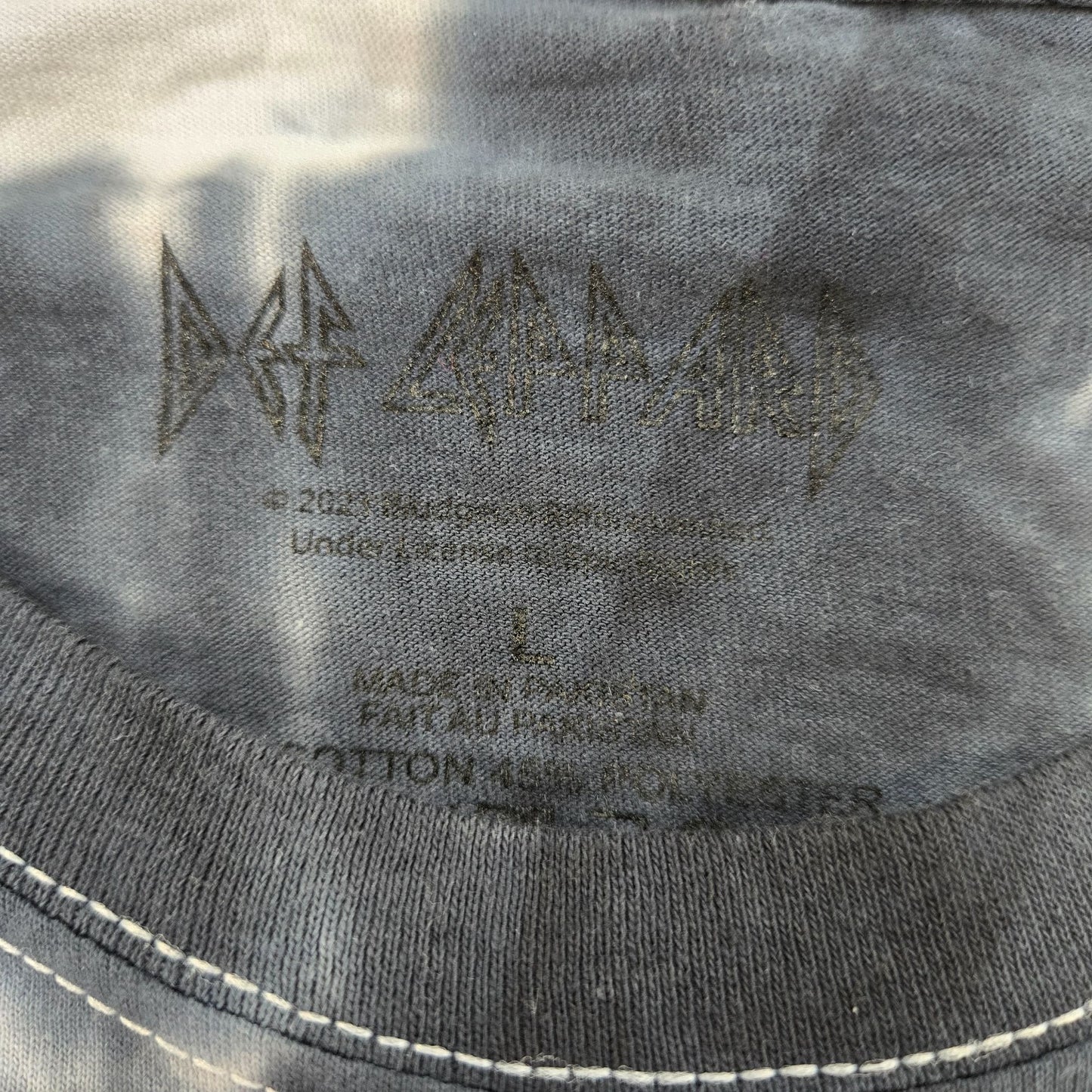 NWOT Def Leppard Licensed Animal Graphic Band Tee Size L