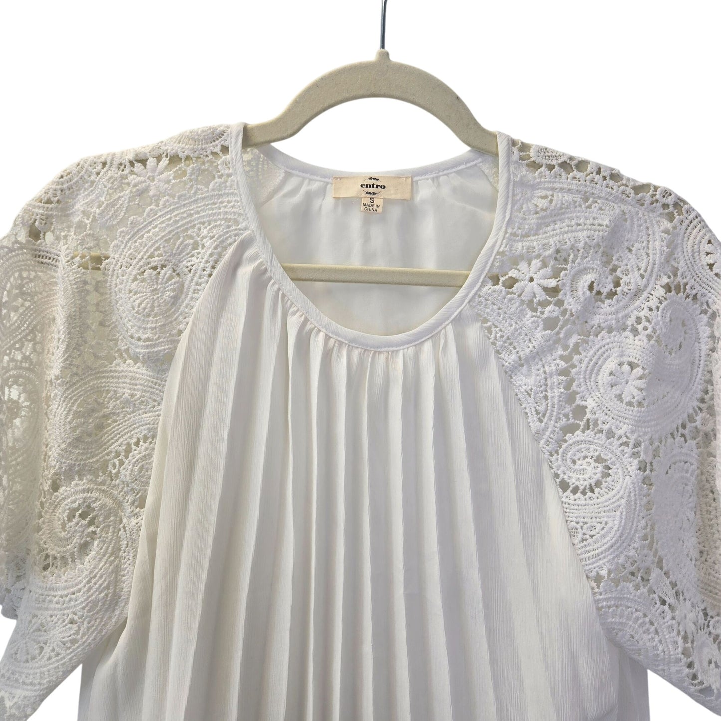 Entro Pleated Bodice Crochet Sleeve Blouse Size Small
