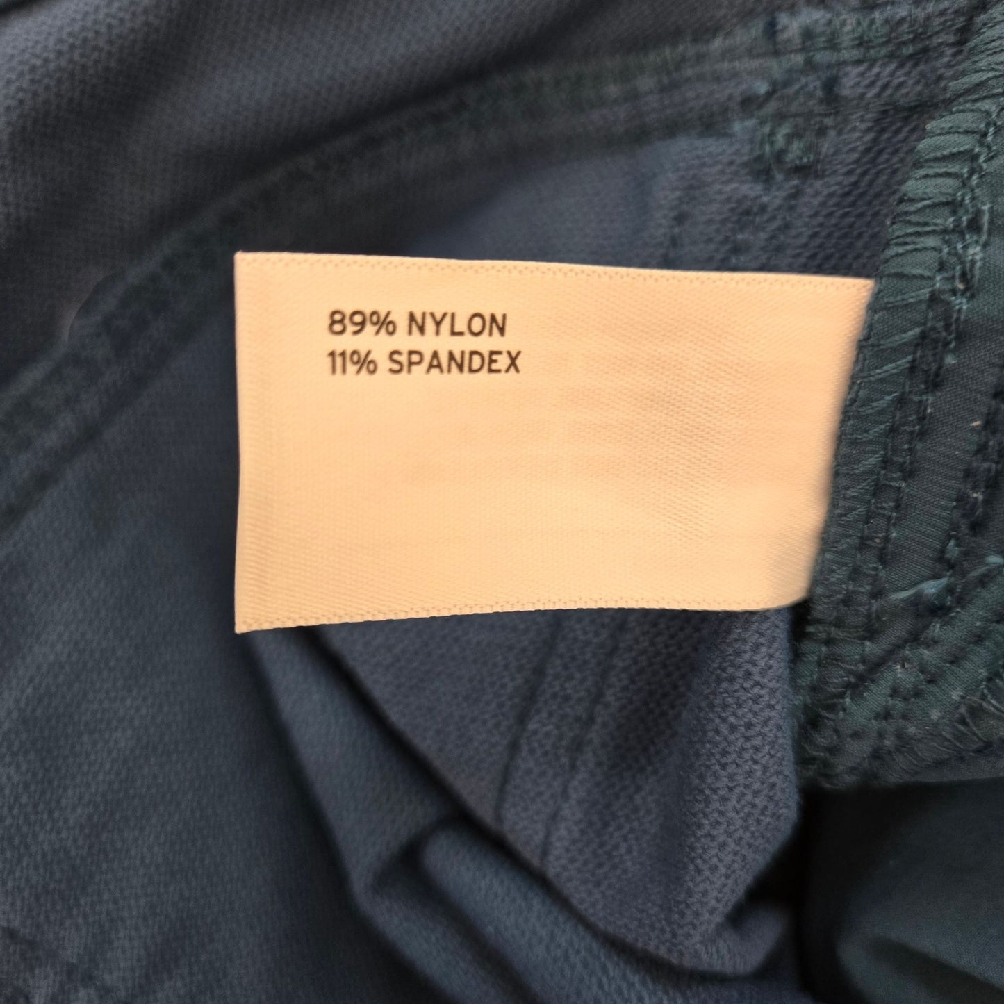 Duluth Trading Company Flexpedition Slim Leg Activewear Pants Size 10