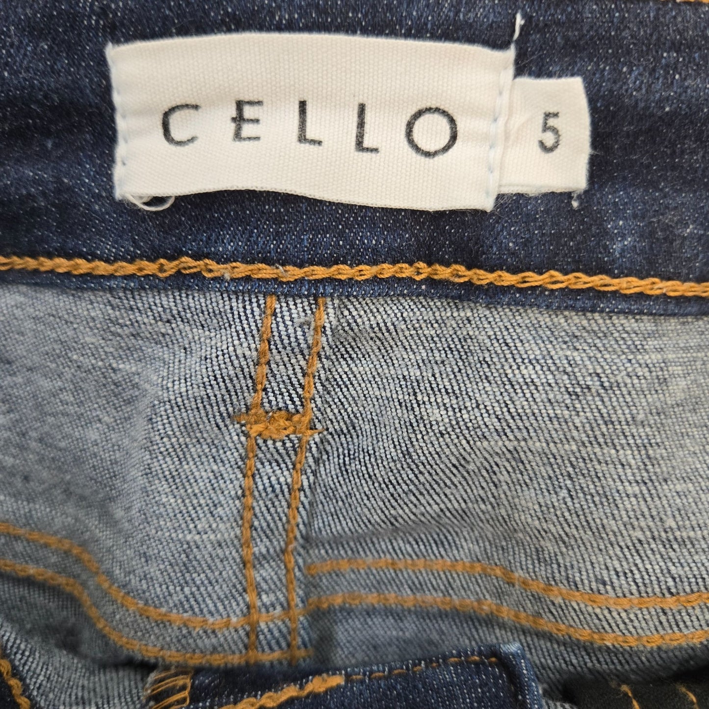 Cello High Rise Button Fly Flared Raw Hem Jeans Size Cello 5/27