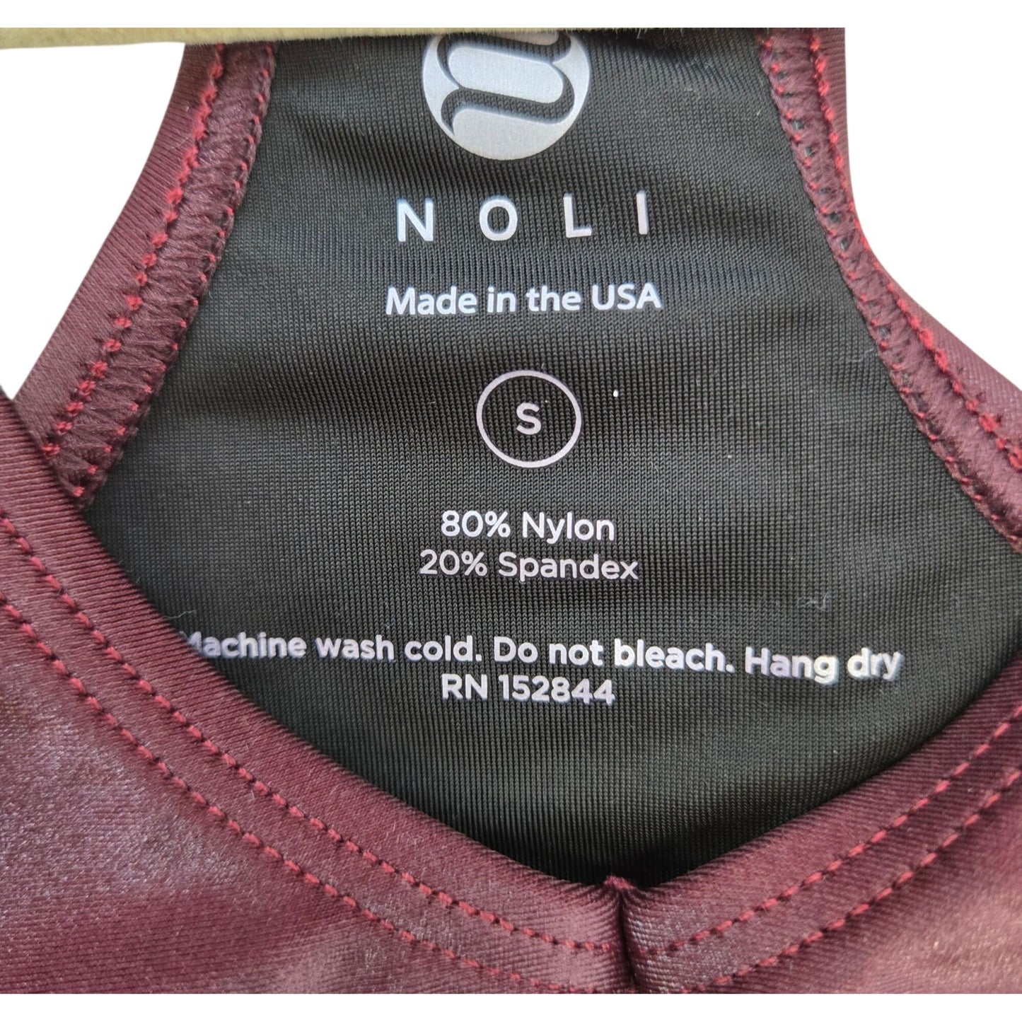 Noli Liquid Studio V-Neck Racerback Sports Bra Size Small