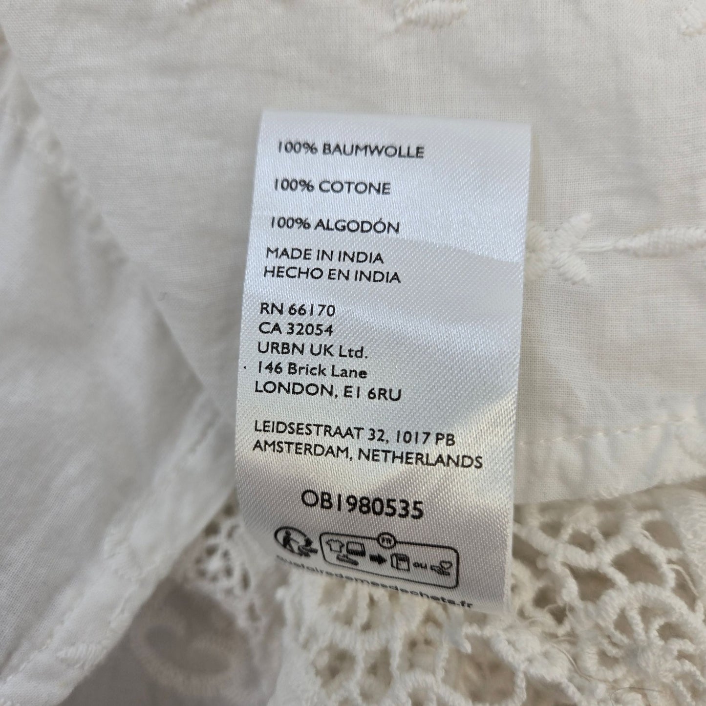 by Anthropologie Short Sleeve Embroidered Swing Top Size Small