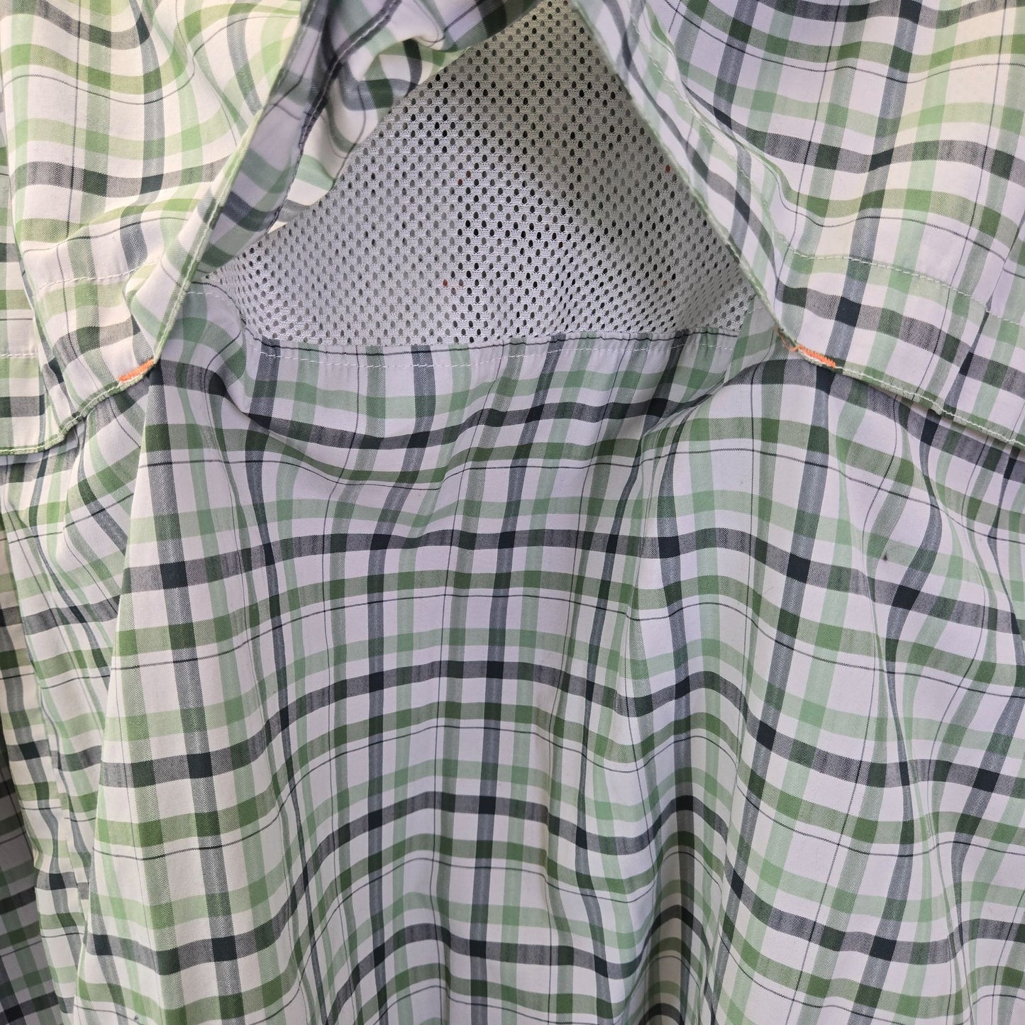Orvis Plaid Button Up Activewear Tech Shirt Size Medium