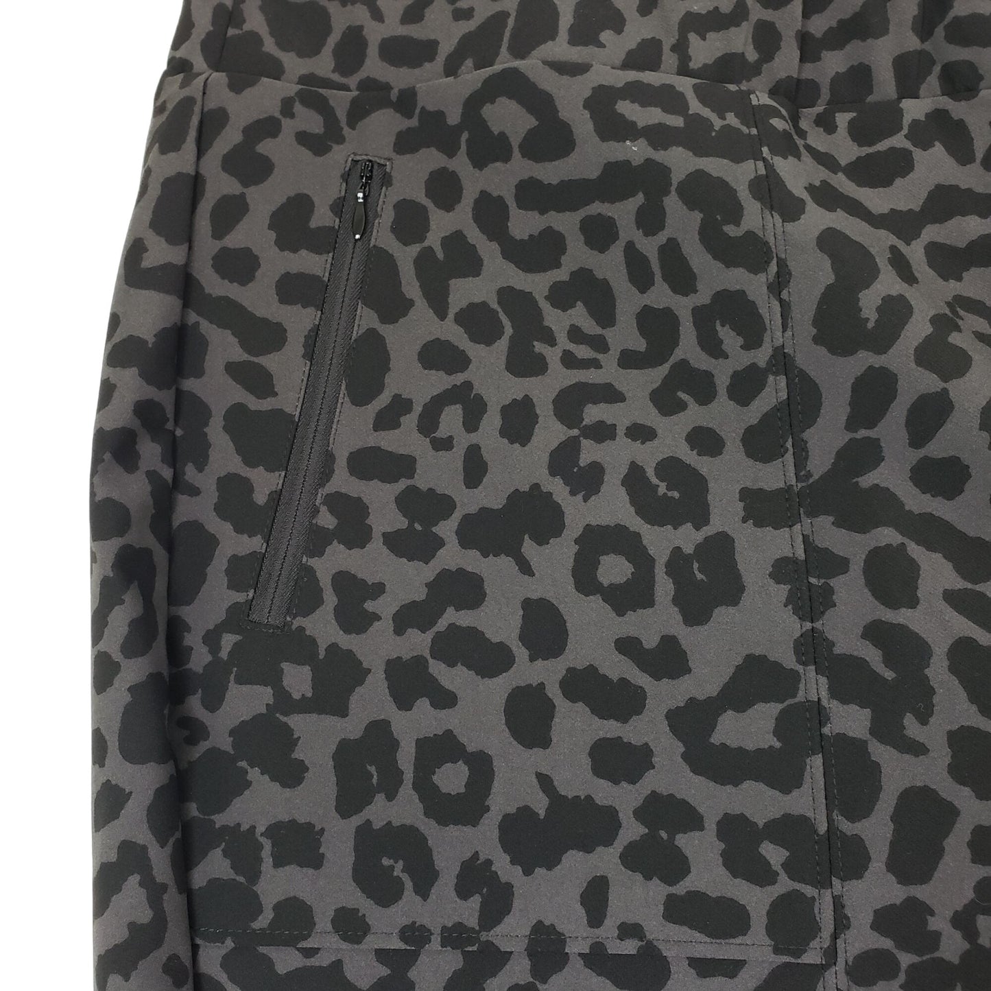 Lane Bryant On-the-Go Slim Ankle Pant in Leopard Print Size 28