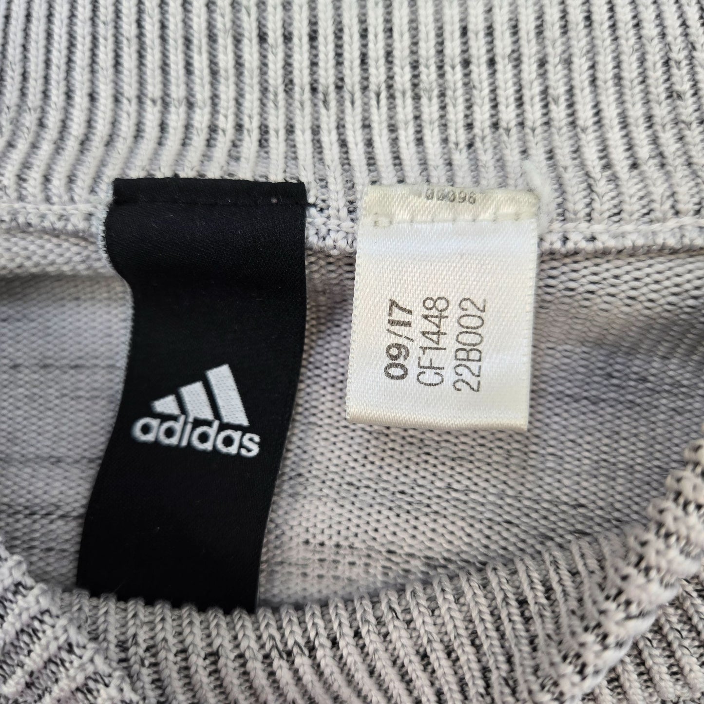 Adidas Textured Crop Activewear Sweater Size Medium (est)