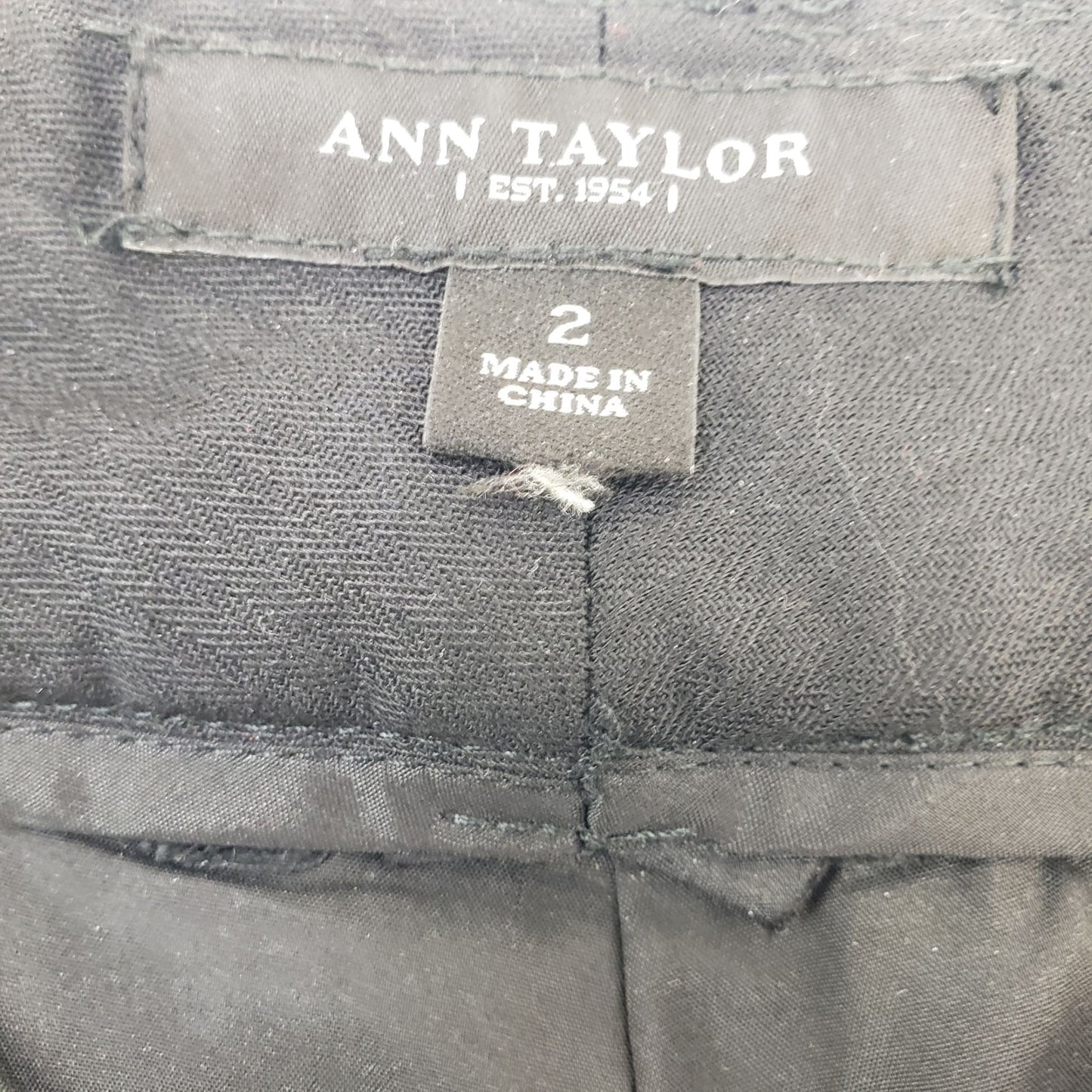 Ann Taylor Wool Blend Cuffed Trouser Pants Size 2