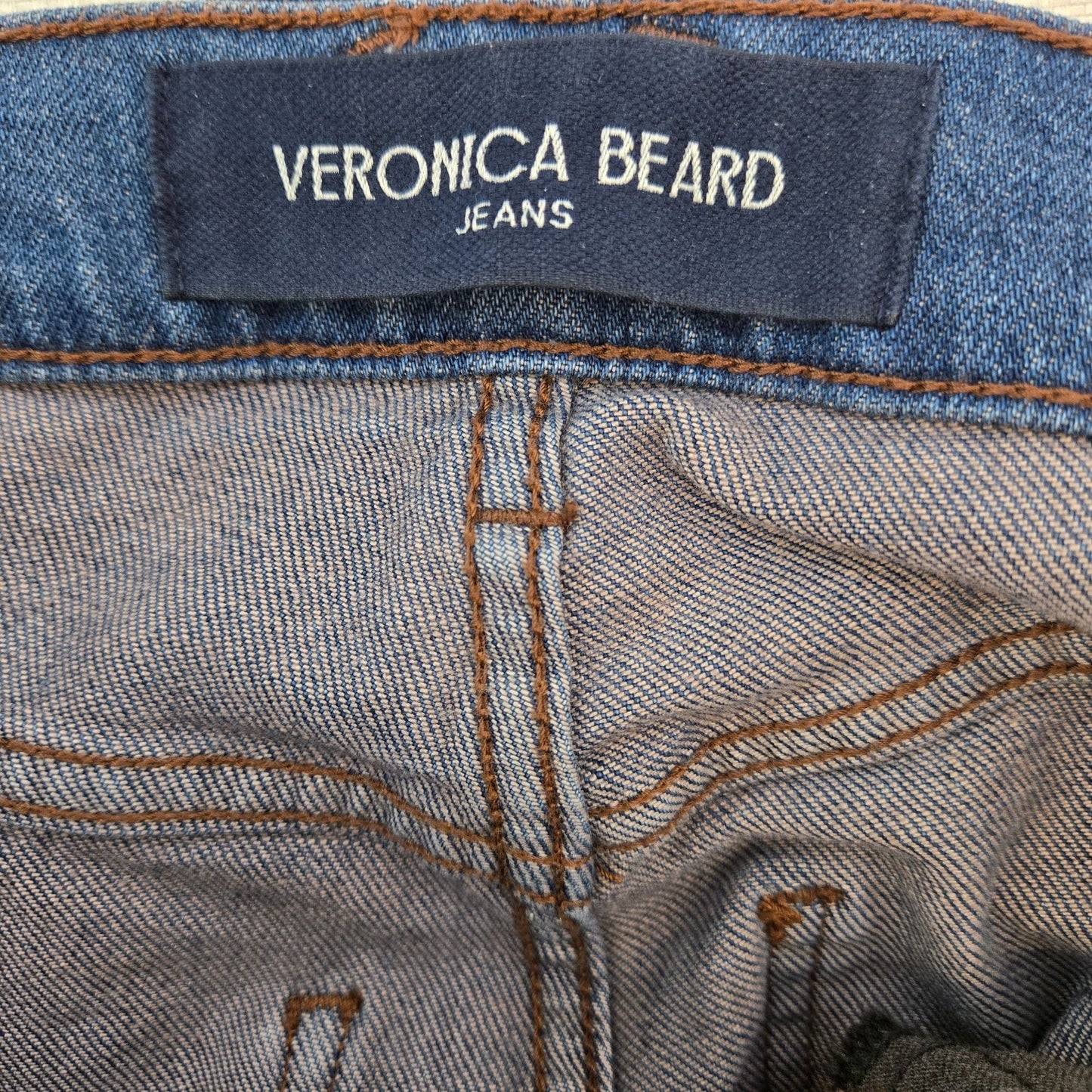Veronica Beard Alenah Slim Straight High Rise Crop Jeans in Rodeo Wash Size 31