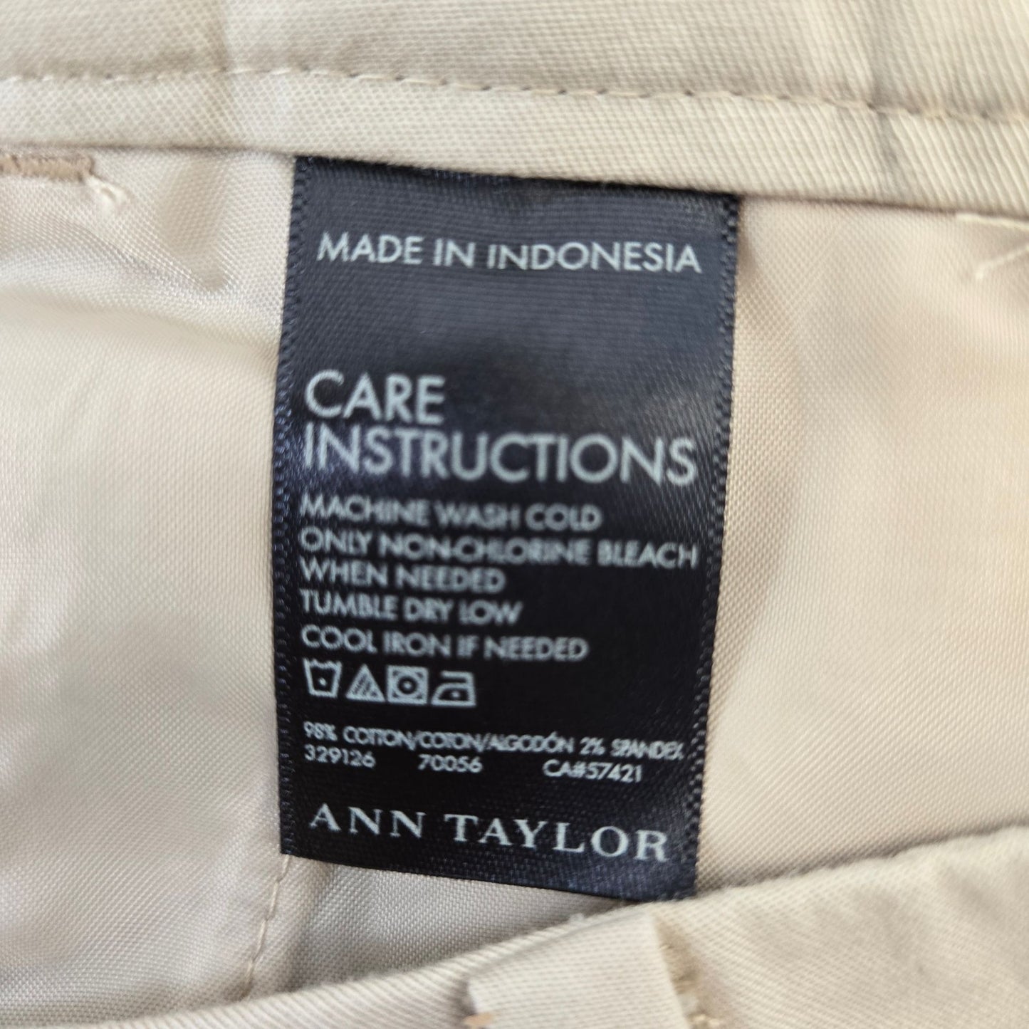 Ann Taylor Boardwalk Chino Shorts Size 4 Petite