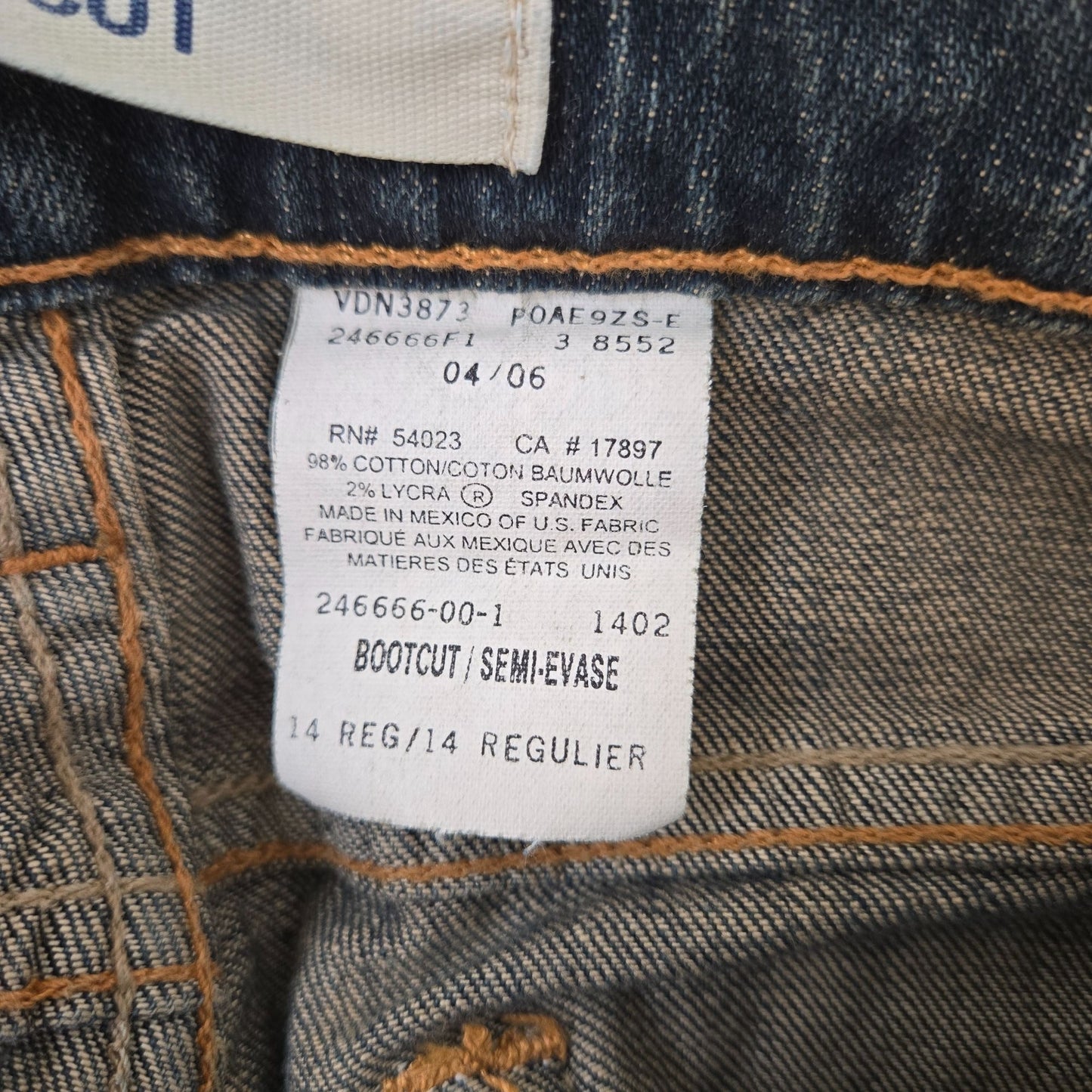 NWT Gap Boot Cut Jeans in Dark Vintage Size 14