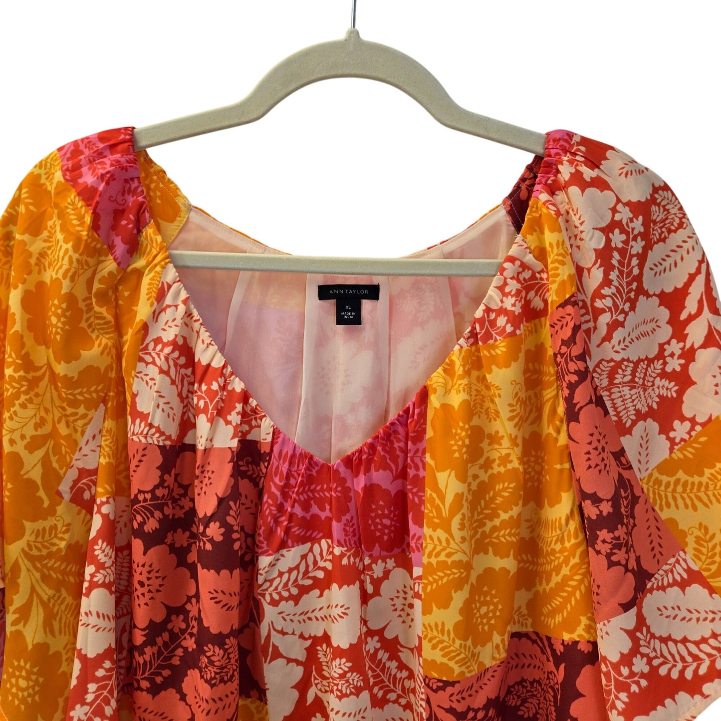 Ann Taylor Floral V-Neck Blouse Size XL