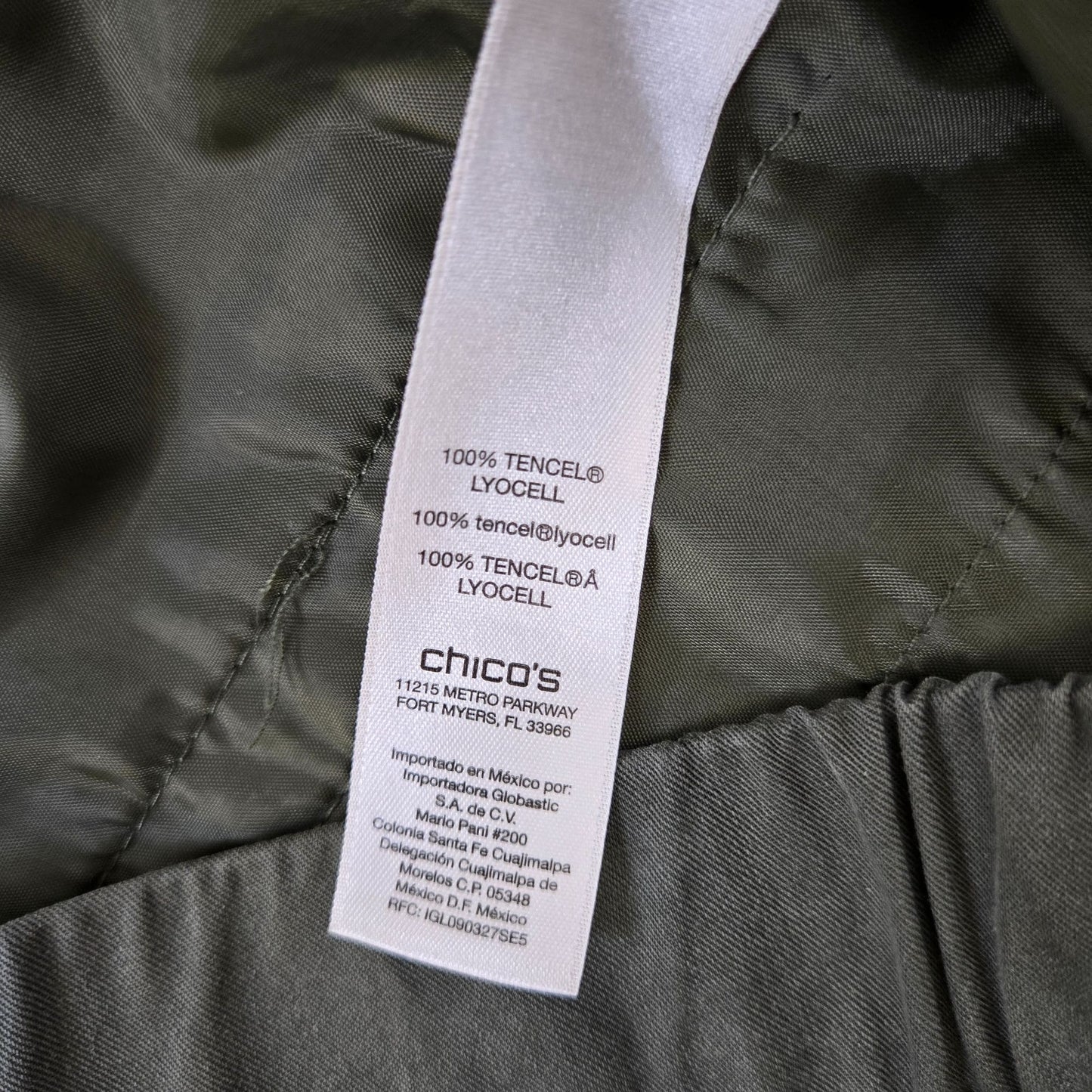 Chico's 100% Tencel Lyocell Cropped Skimmer Pants Size Chico's 2.5/Large