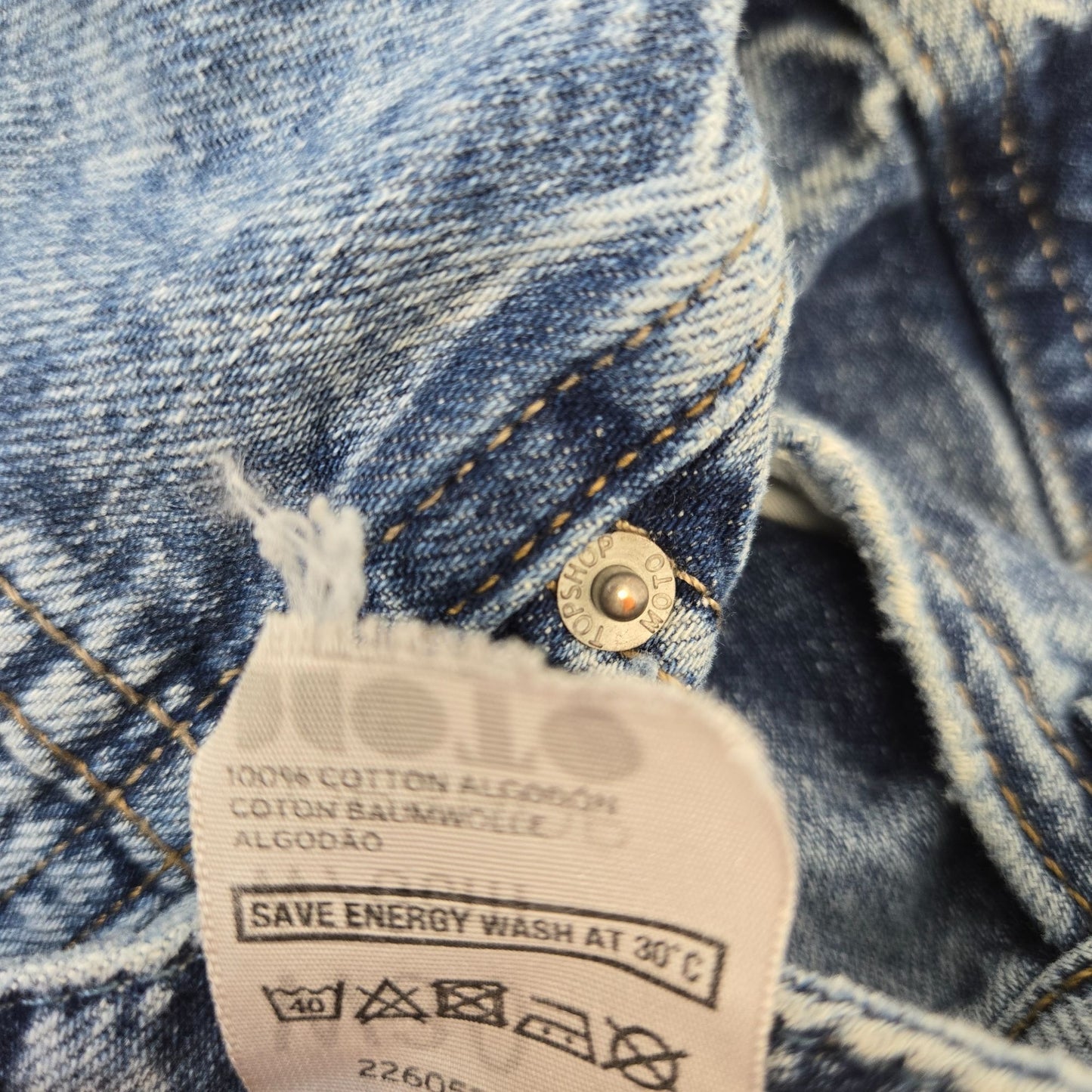 Topshop Moto Hallie Distressed Denim Shorts Size 12