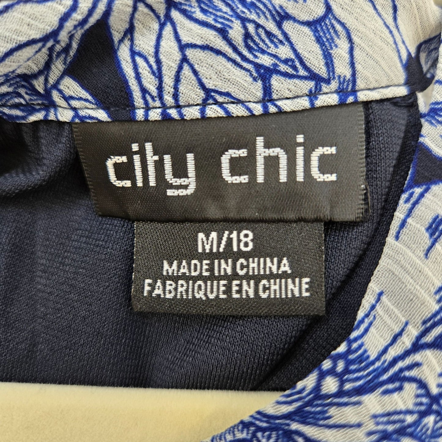 City Chic Floral Pleated Halter Style High Low Blouse Size CC M/18