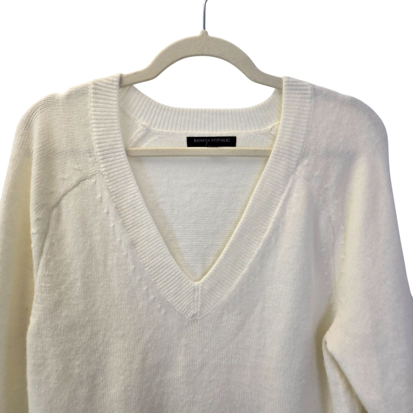 Banana Republic Factory V-Neck Sweater Size Medium