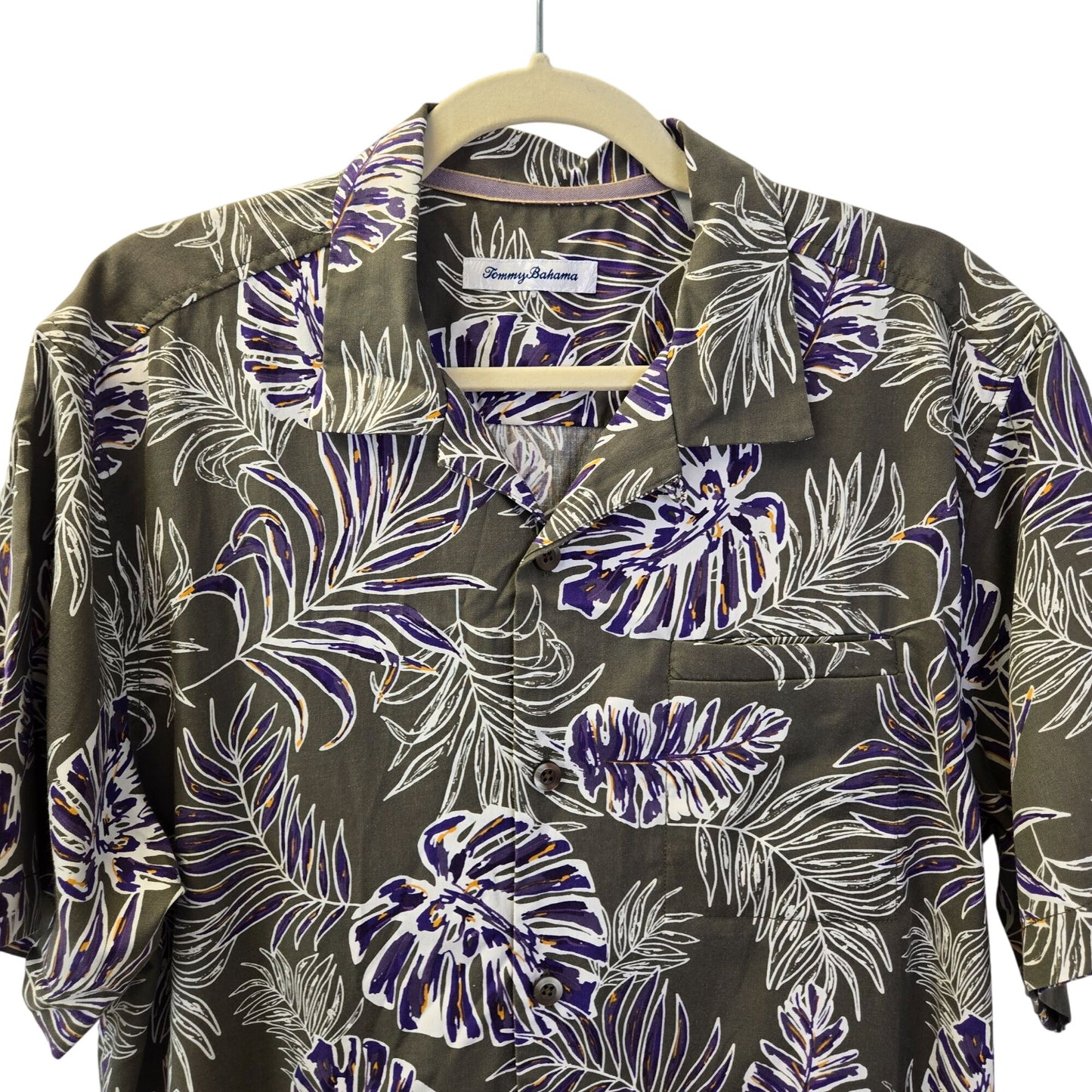 Tommy Bahama Silk Blend Tropical Print Button Down Shirt Size Medium
