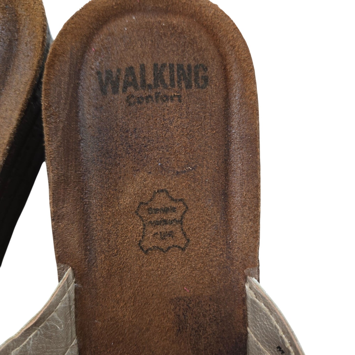 Walking Comfort Wedge Scalloped and Beaded Thong Strap Sandals Size 40/US 9