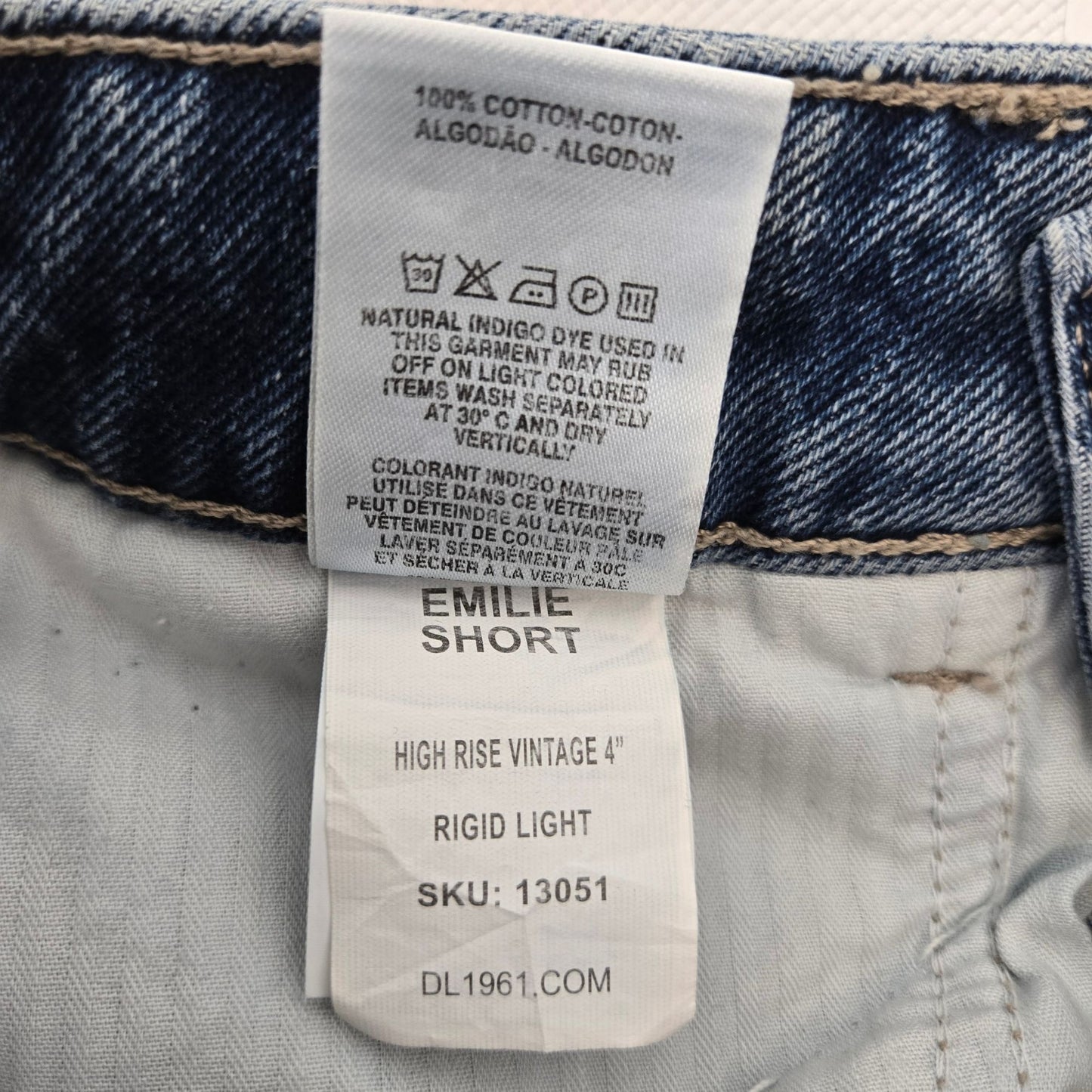 NWT DL1961 Emilie High Rise Vintage Denim Shorts Size 24