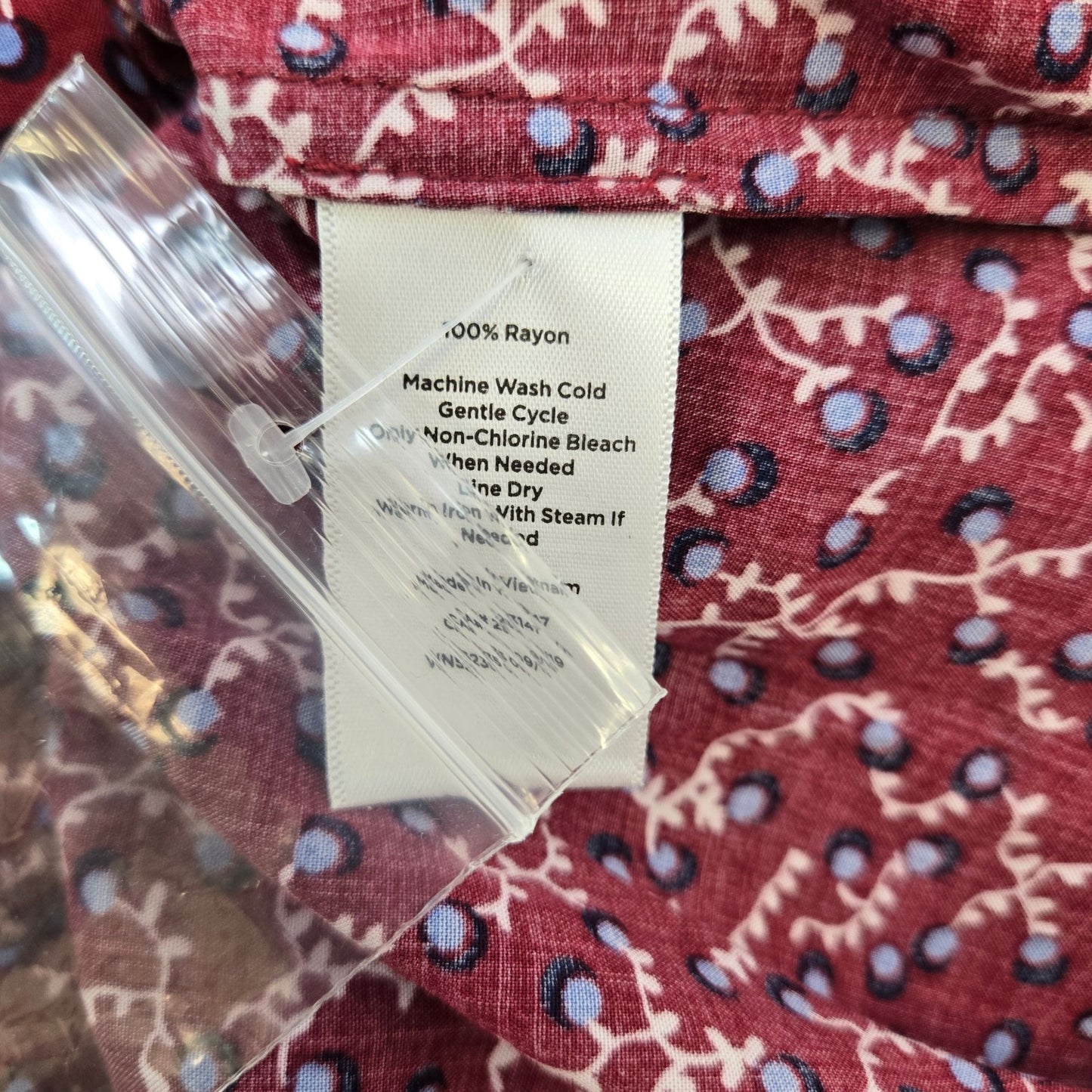 NWOT Talbots 100% Rayon Berry Bush Print Wrap Blouse Size Small Petite