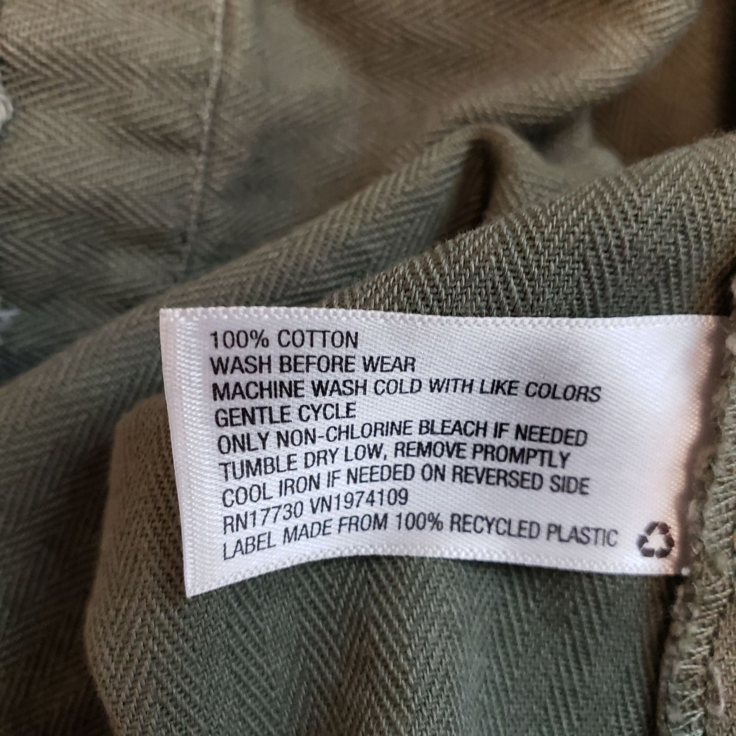 Universal Thread Utility Jacket with Raw Hem Size Large