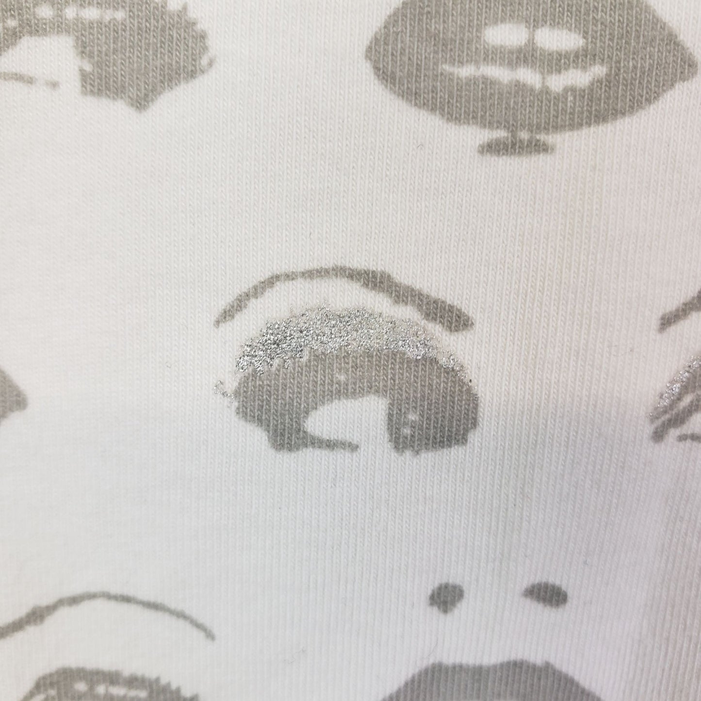 Coogi 1969 Beaded Face Print T-Shirt Size Medium