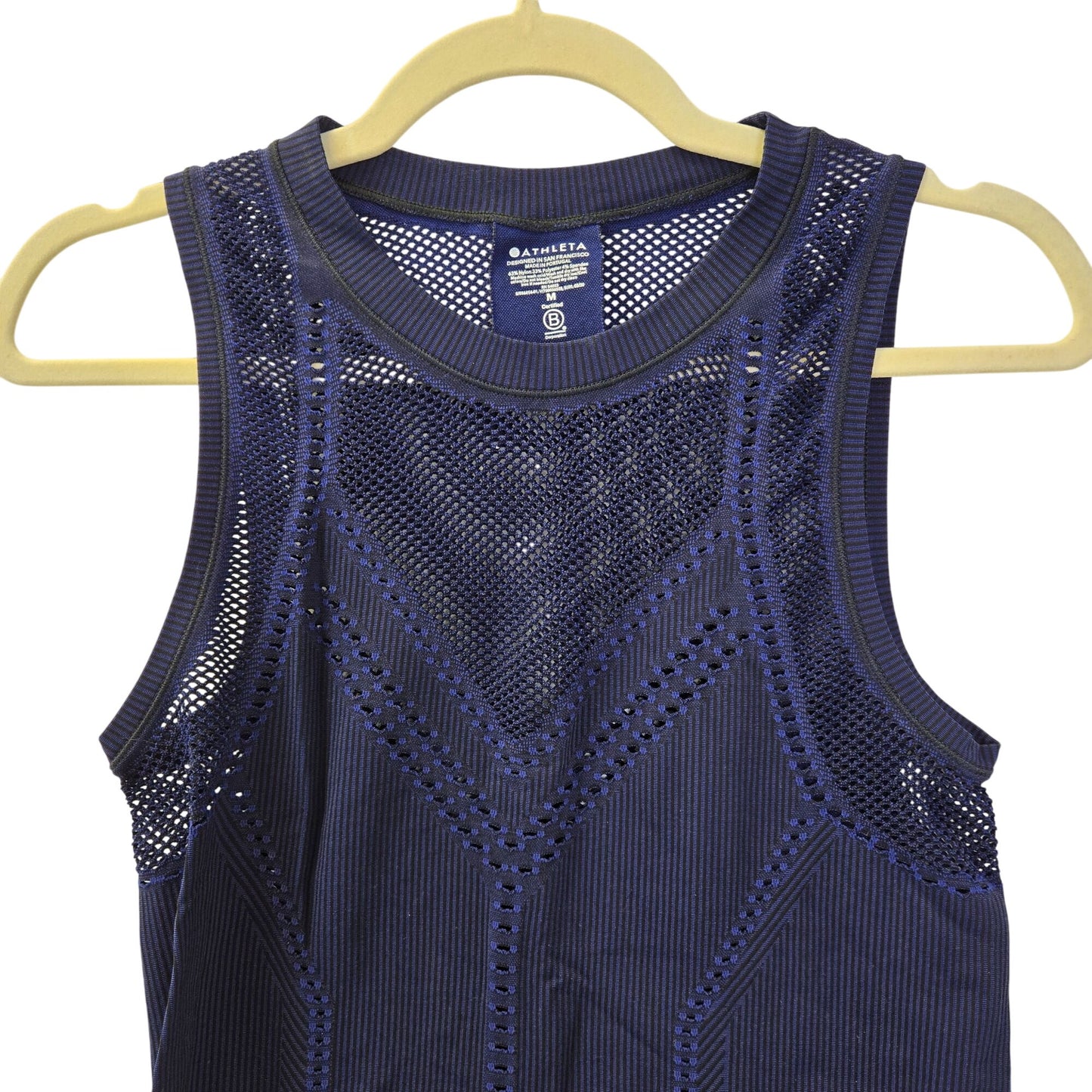 Athleta Oxygen Mesh Embellished Tank Top Size Medium