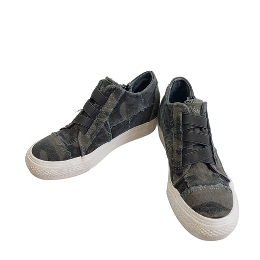 Blowfish Camouflage High Top Distressed Sneakers Size 6.5