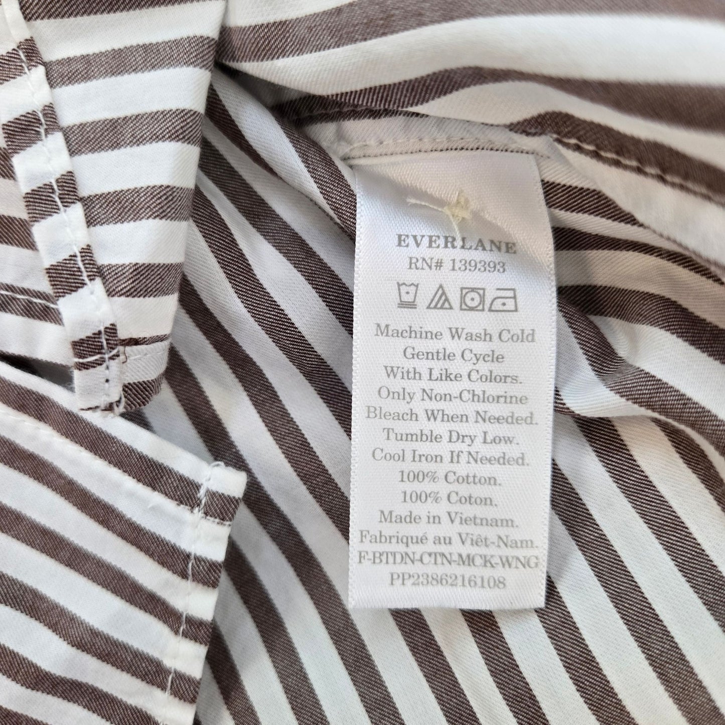 NWT Everlane Wing-Shoulder Mock Neck Top Size 6