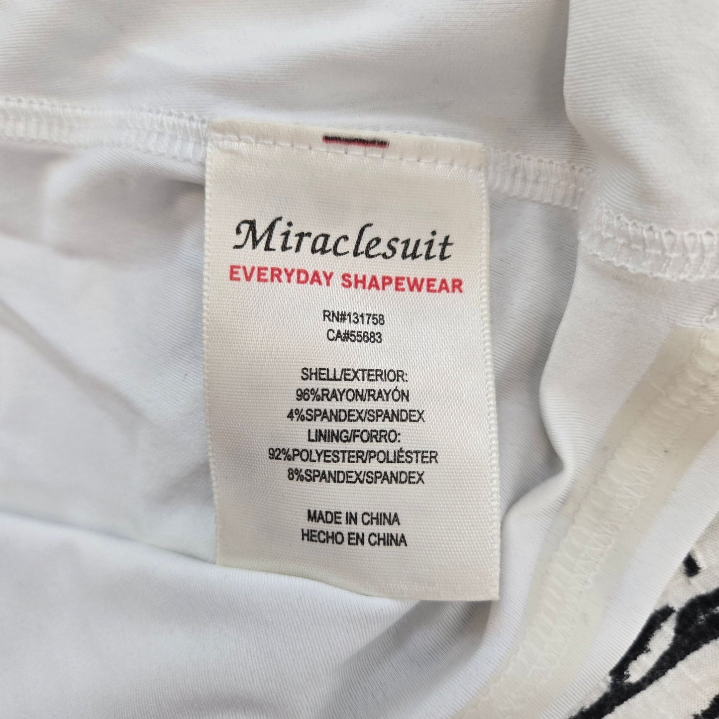 Miraclesuit Everyday Shapewear Graphic Print Scoop Neck Top Size Large
