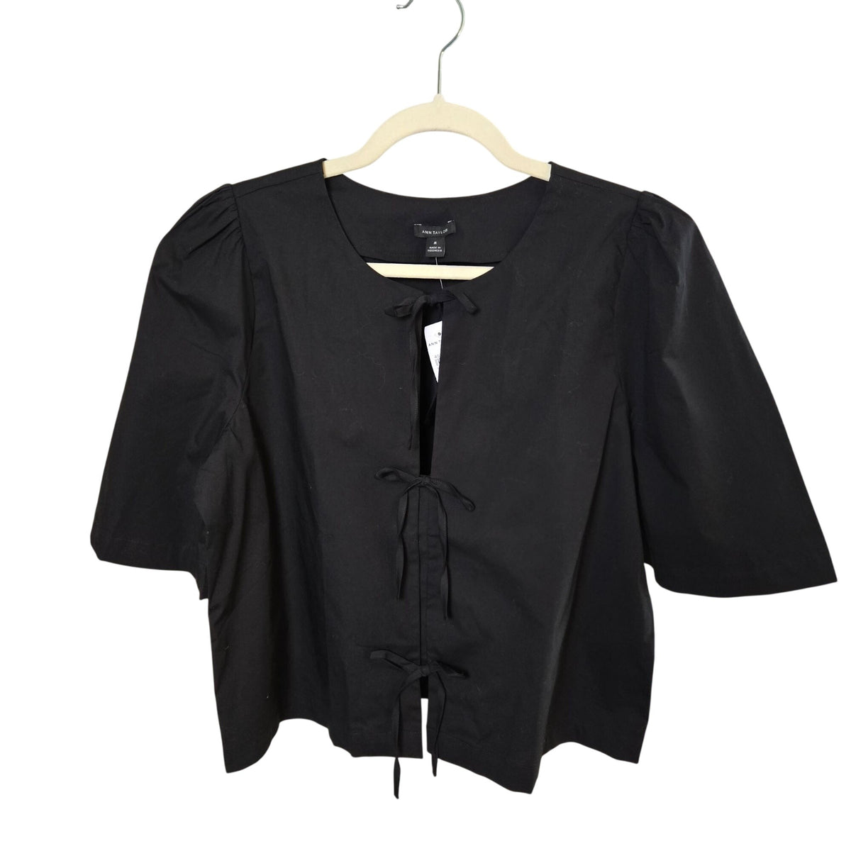 NWT Ann Taylor Three Tie Puff Sleeve Slightly Cropped Top Size Medium
