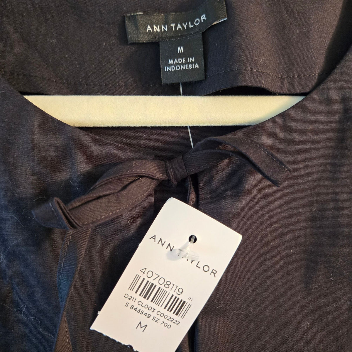 NWT Ann Taylor Three Tie Puff Sleeve Slightly Cropped Top Size Medium