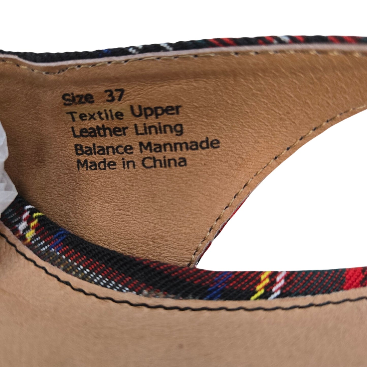 NWT/NIB Matiko Lori Pointy Toe Flats in Green Tartan Size 37/US 6.5