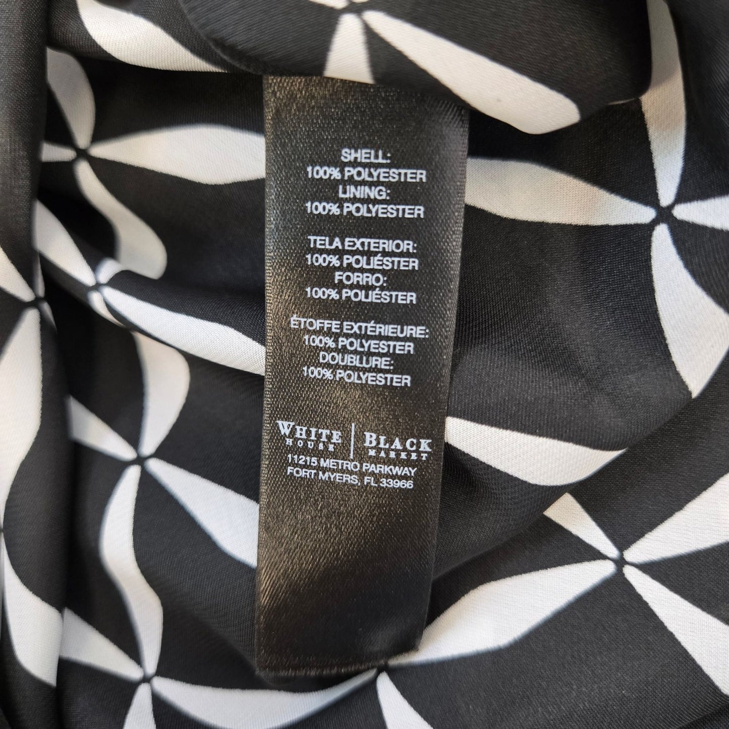 White House Black Market Chiffon Diamond Print Skirt Size 4