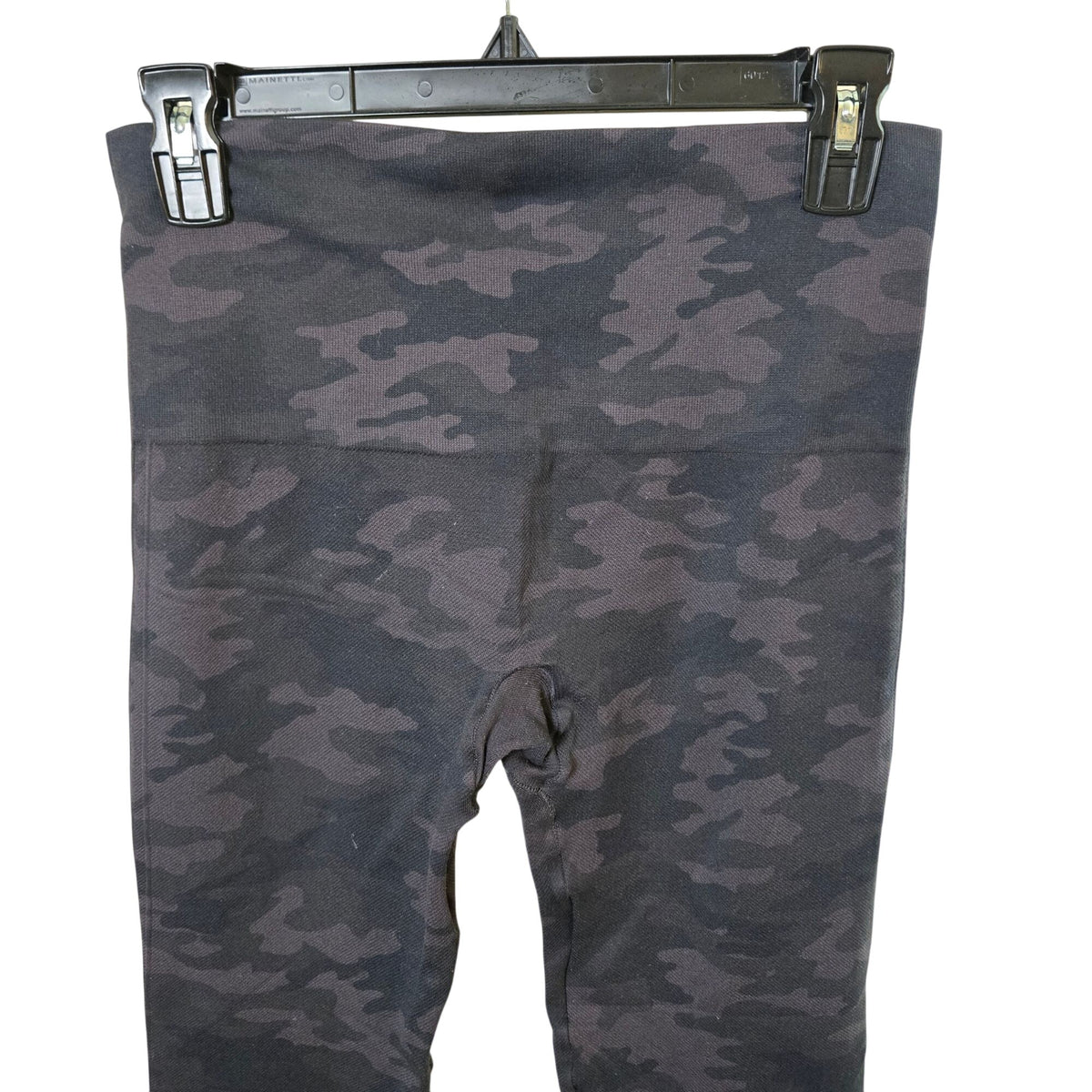 Spanx Look at Me Now Camouflage Seamless Leggings Size Medium