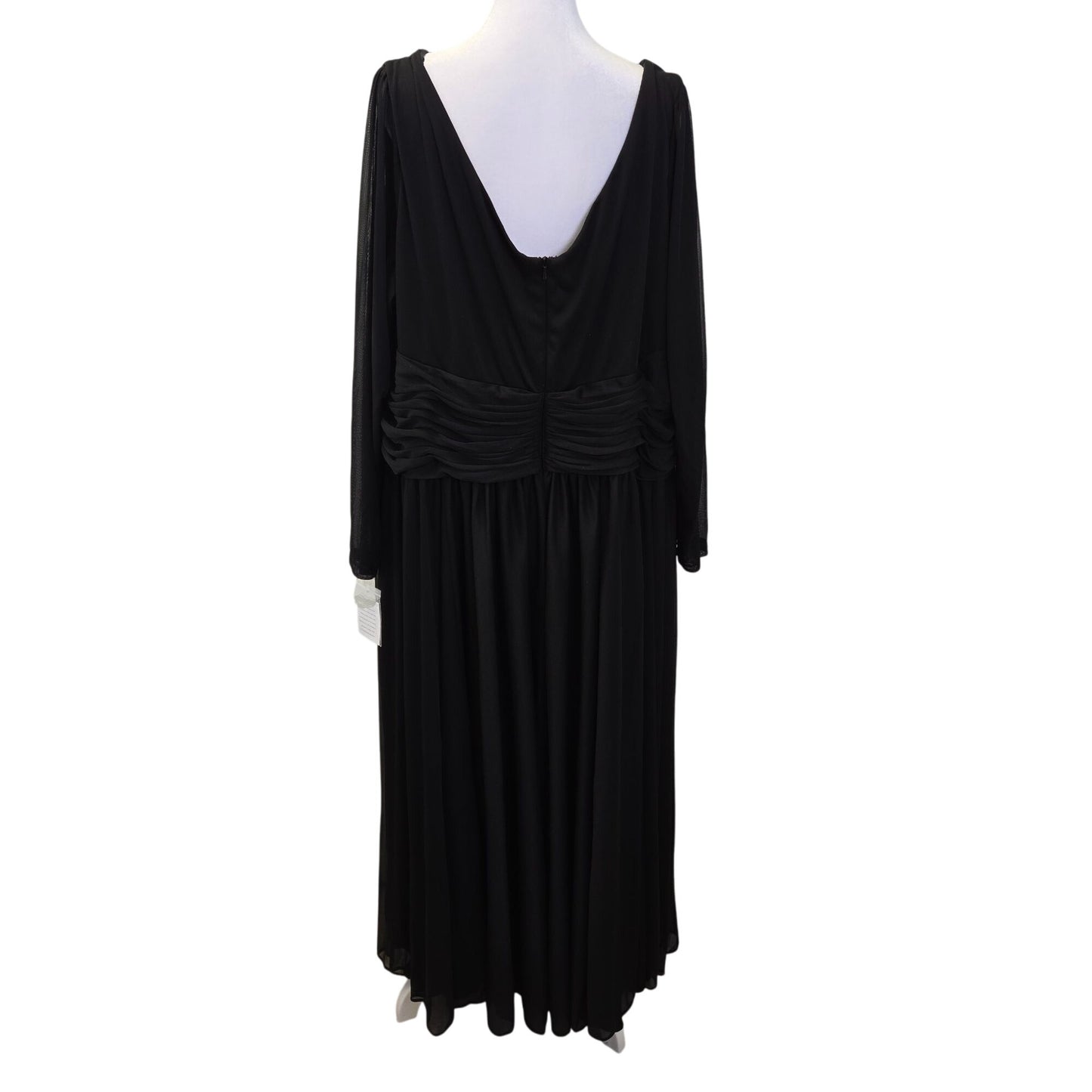 NWT DB Studio Celebrate Ruched Waist Long Sleeve Special Occasion Dress Size 26