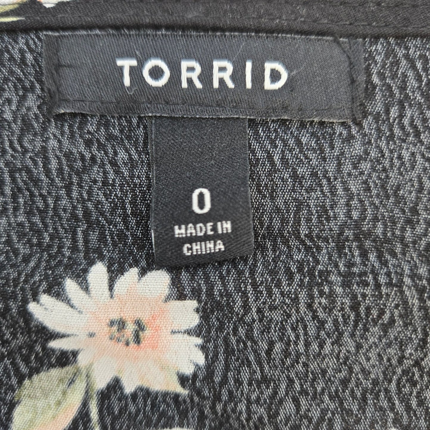 Torrid Floral Fringe Trim Kimono Duster Top Size Torrid 0/Large