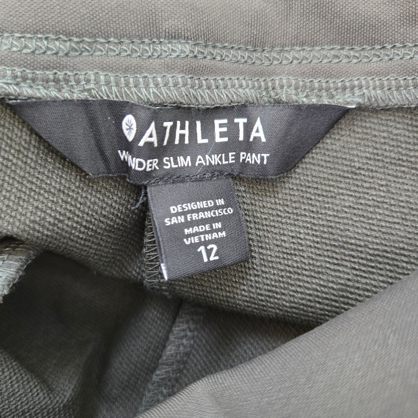 Athleta Wander Slim Ankle Pants Leggings Size 12