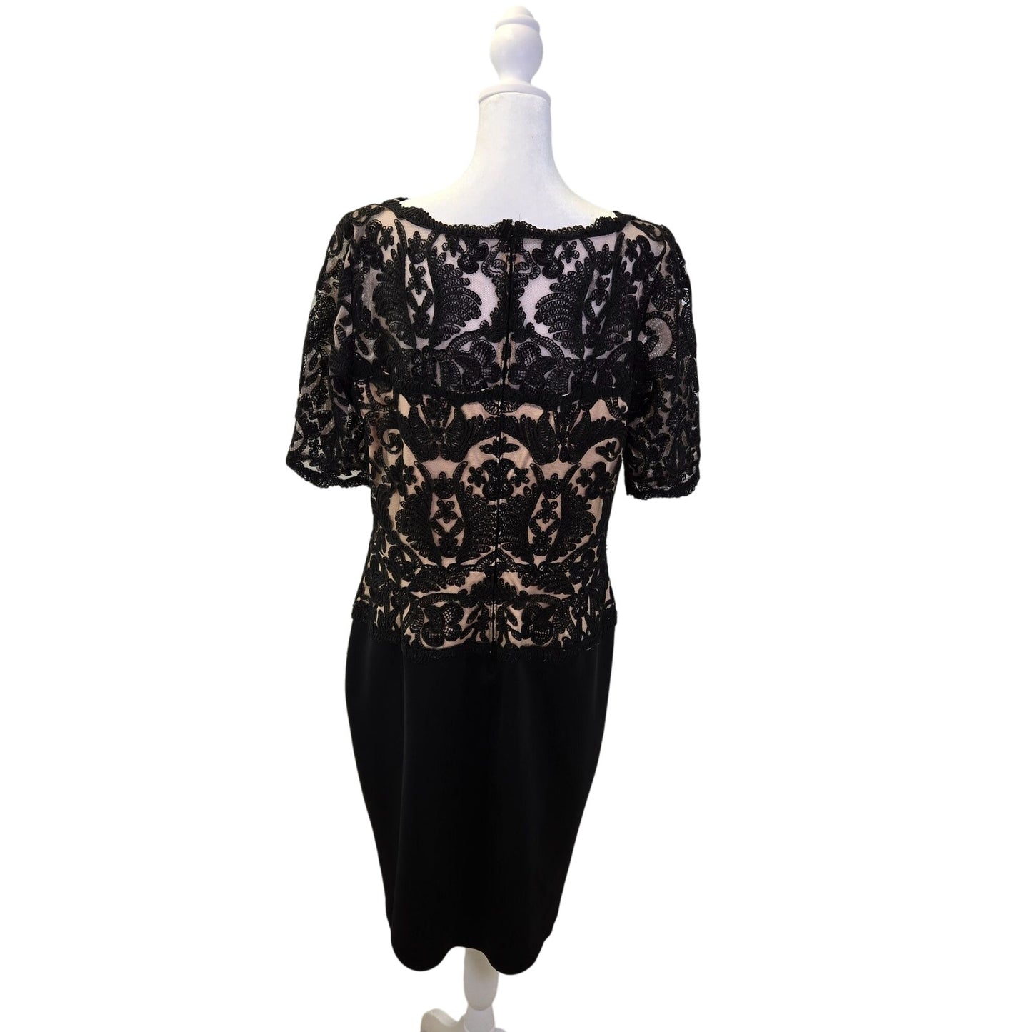 Tadashi Shoji Floral Applique Elegans Dress Size 14 *Missing Belt*