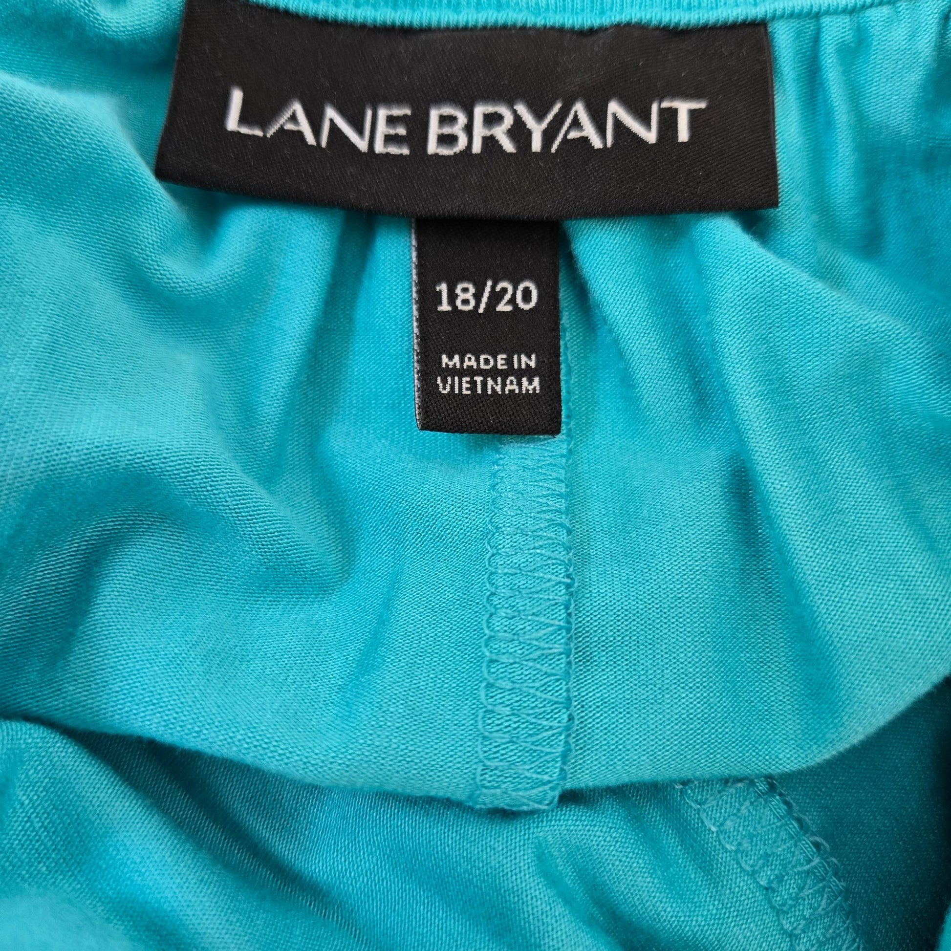 Lane Bryant Belted Jersey Dress with Sequin Embellishment Size 18/20 theuntamedthread.com Lane Bryant Belted Jersey Dress with Sequin Embellishment Size 18/20 theuntamedthread.com